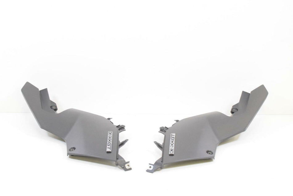 2008 BMW K1200GT K1200 GT K44 Tank Between Leg Side Fairing Set 46637685024 {{ shop.shopifyCountryName }} - Mototech271