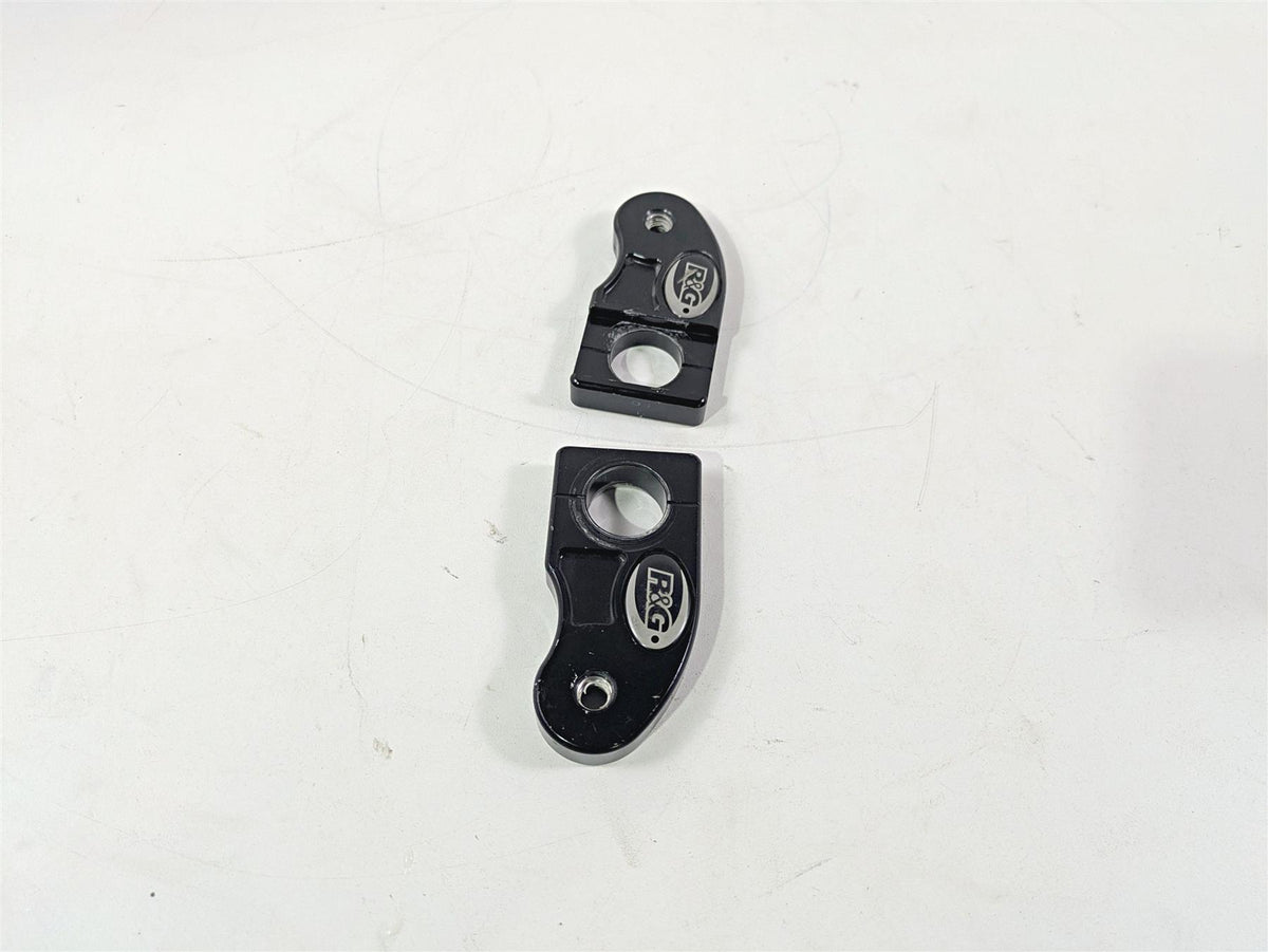 2017 Aprilia RSV 1100 Tuono V4 Factory R&G Cotton Reel Mount Plates CR0030BK {{ shop.shopifyCountryName }} - Mototech271