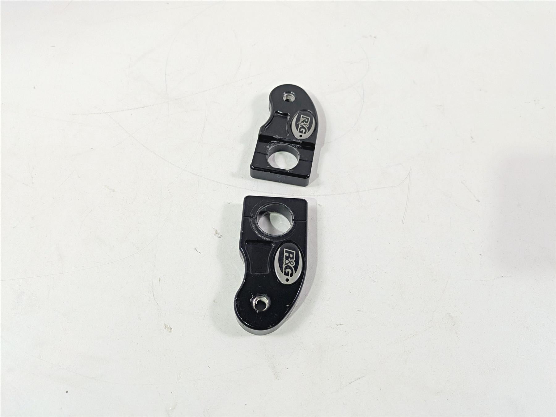 2017 Aprilia RSV 1100 Tuono V4 Factory R&G Cotton Reel Mount Plates CR0030BK {{ shop.shopifyCountryName }} - Mototech271