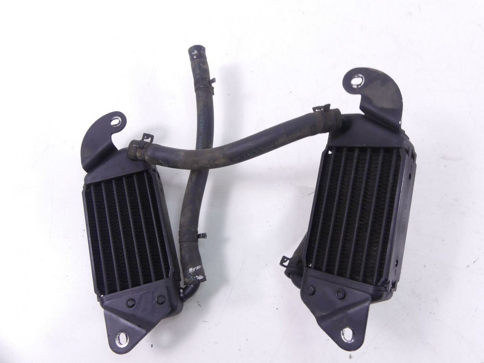 2003 BMW R1200CL K30 Oil Cooler Radiator Set 17211342207 17211342208 {{ shop.shopifyCountryName }} - Mototech271