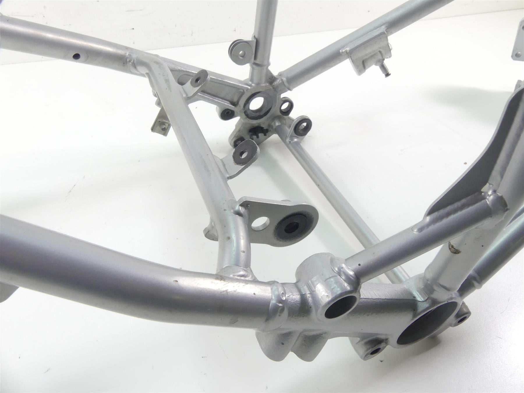2017 BMW RnineT Racer K32 Straight Front & Rear Frame Chassis Set With Missouri Salvage Title 46518561797 {{ shop.shopifyCountryName }} - Mototech271