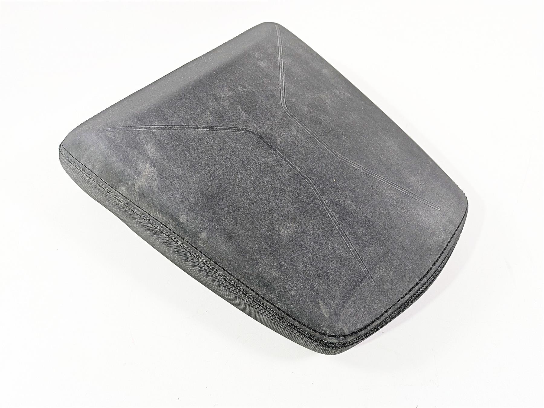 2024 Triumph Tiger 900 GT Rear Passenger Seat Saddle Comfort 2 tone T2311981 {{ shop.shopifyCountryName }} - Mototech271