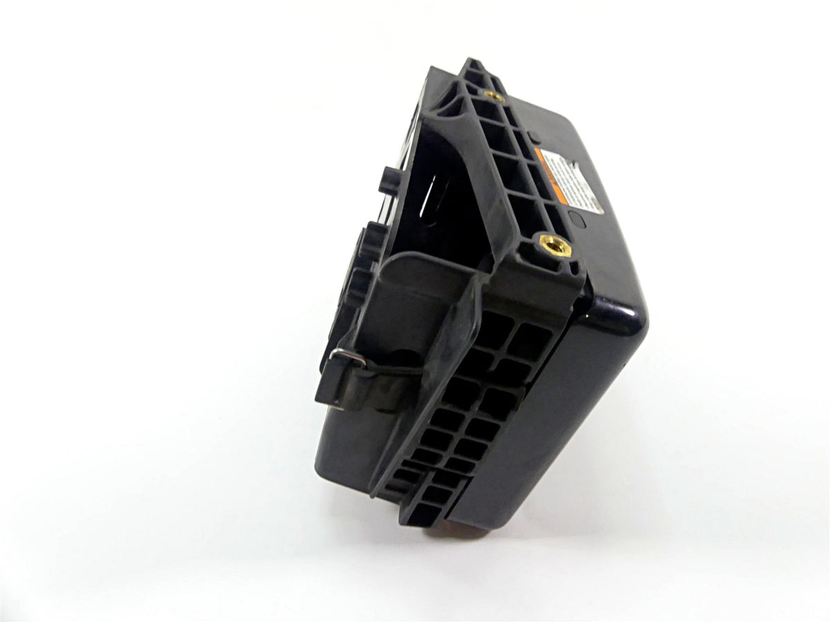2017 Harley Dyna FXDB Street Bob Battery Carrier & Black Side Cover 70379-06B {{ shop.shopifyCountryName }} - Mototech271