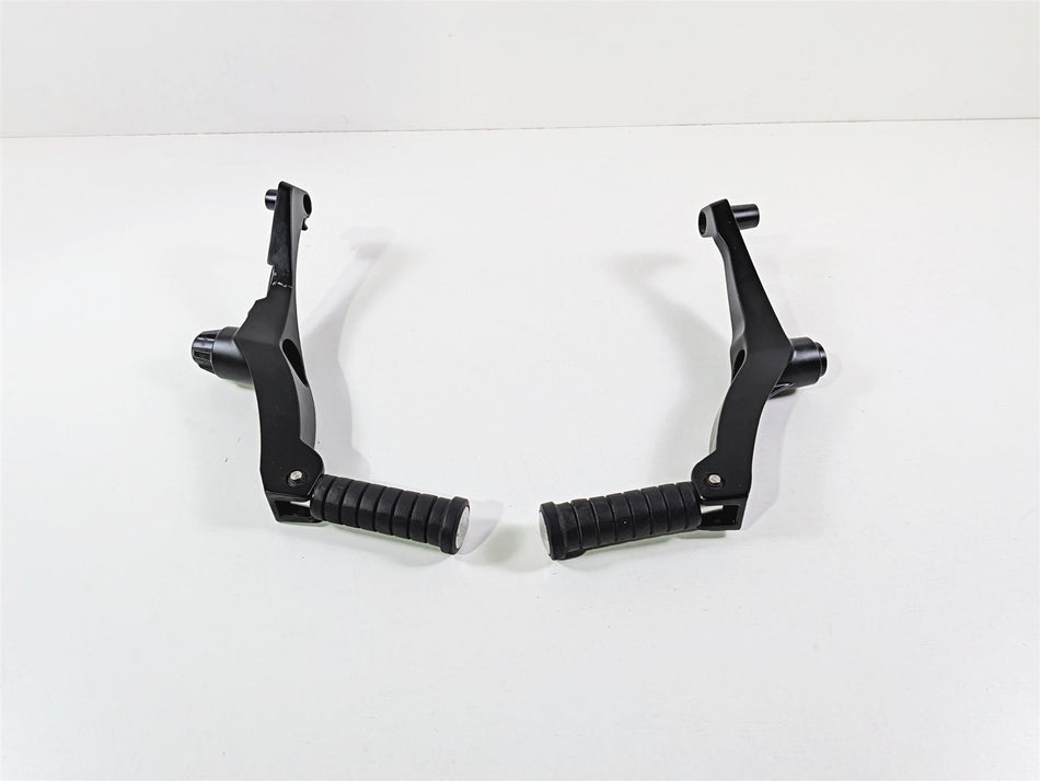 2016 Victory Cross Country Rear Passenger Footpeg Set 5136384 5136385 {{ shop.shopifyCountryName }} - Mototech271