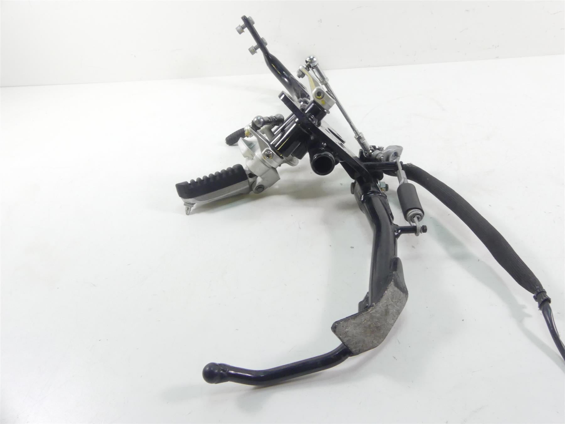 2019 Moto Guzzi V7 III Stone 750 Left Downtube Peg Shifter Kickstand 2B003175 {{ shop.shopifyCountryName }} - Mototech271