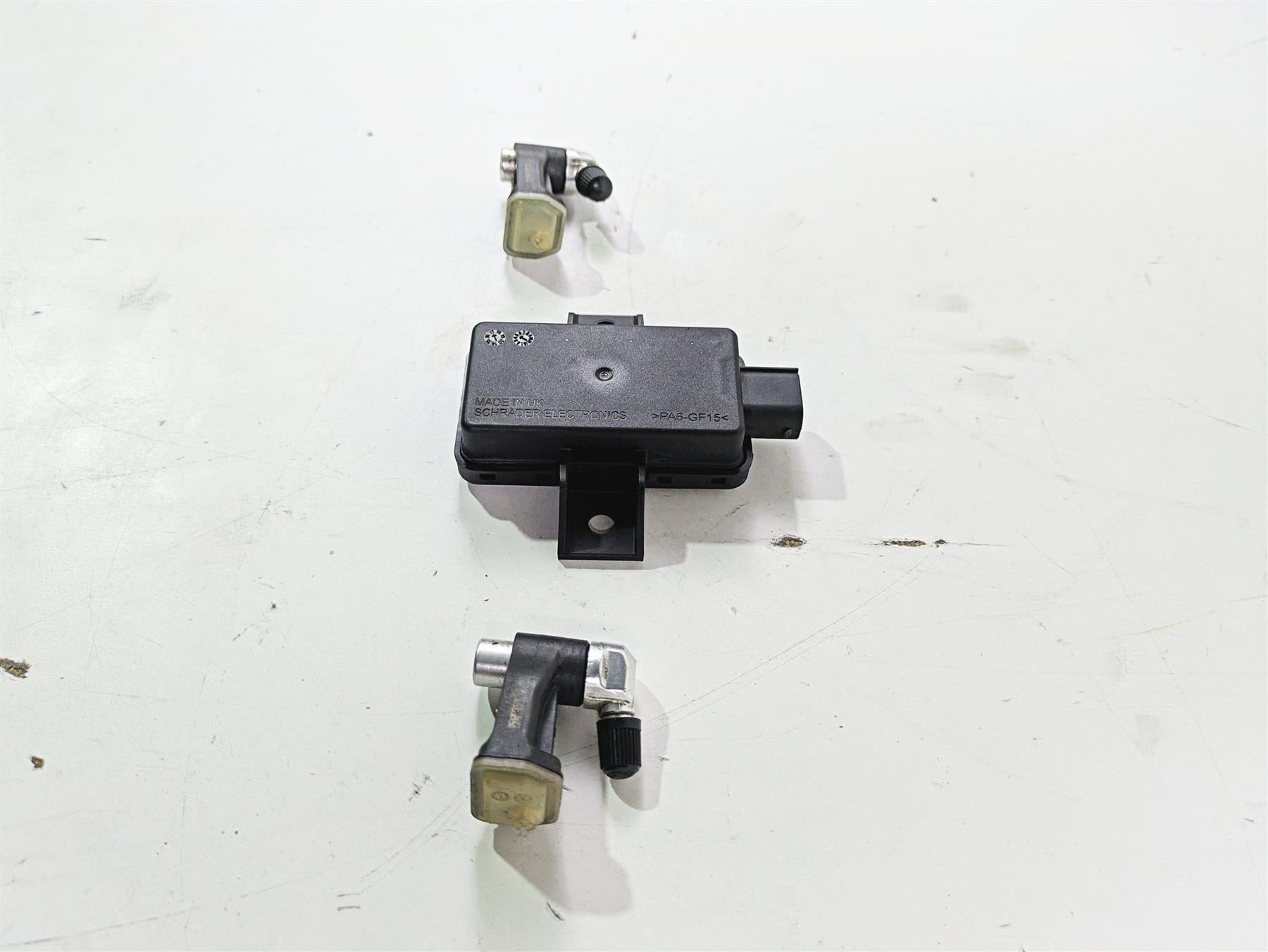 2018 KTM 1290 Super Adv S Tire Pressure Module & Sensor Set 60312032000 {{ shop.shopifyCountryName }} - Mototech271