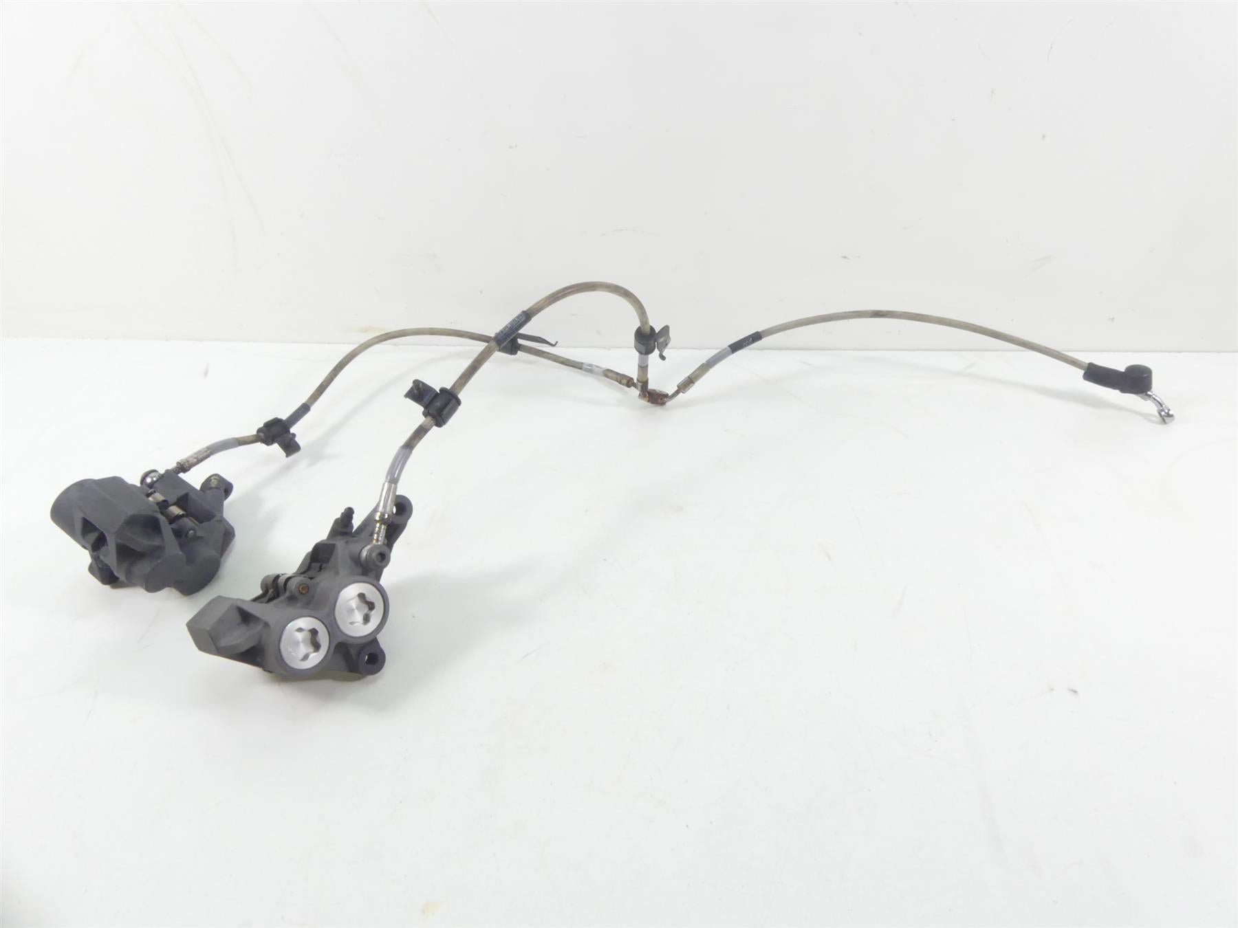 2004 Yamaha XV1700 Road Star Warrior Front Brake Caliper Set  5PX-2580U-00-00