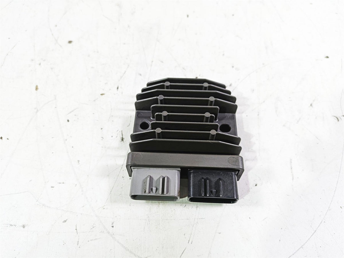 2017 BMW S1000R K47 Rectifier Voltage Regulator FH020CA 12317718422 {{ shop.shopifyCountryName }} - Mototech271