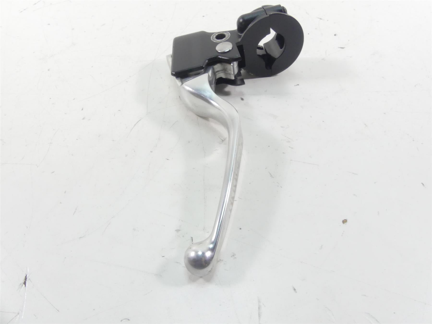 2019 Harley Softail FXBB Street Bob Clutch Perch & Lever 36700200 45080-08A {{ shop.shopifyCountryName }} - Mototech271