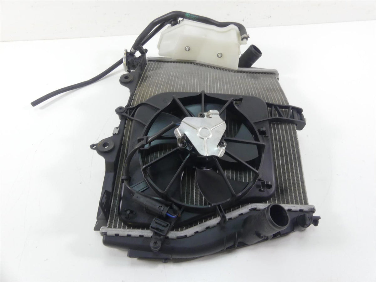 2016 BMW S1000XR K49 Radiator Fan Hoses Lines Reservoir Set 17118551544 {{ shop.shopifyCountryName }} - Mototech271