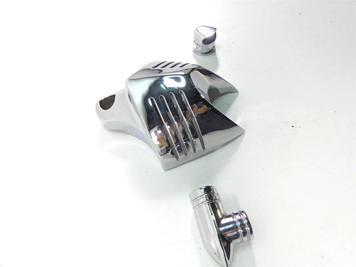 2007 Harley Touring FLHRSE CVO Road King Kuryakyn Chrome V Horn Cover 8128 {{ shop.shopifyCountryName }} - Mototech271