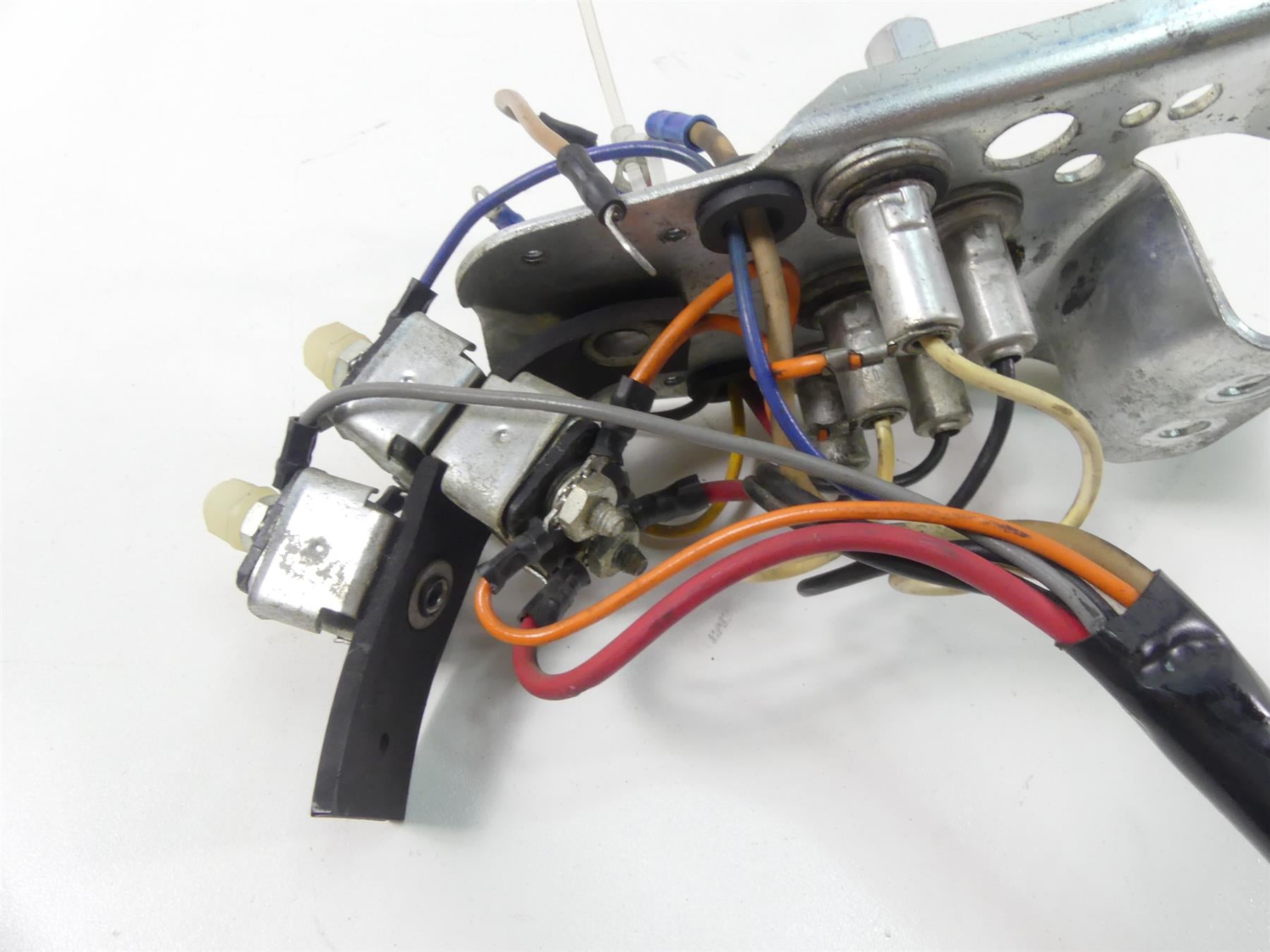 1993 Harley FXSTS Softail Springer Ign Switch Mount + Instrument Lights 70936-91 {{ shop.shopifyCountryName }} - Mototech271