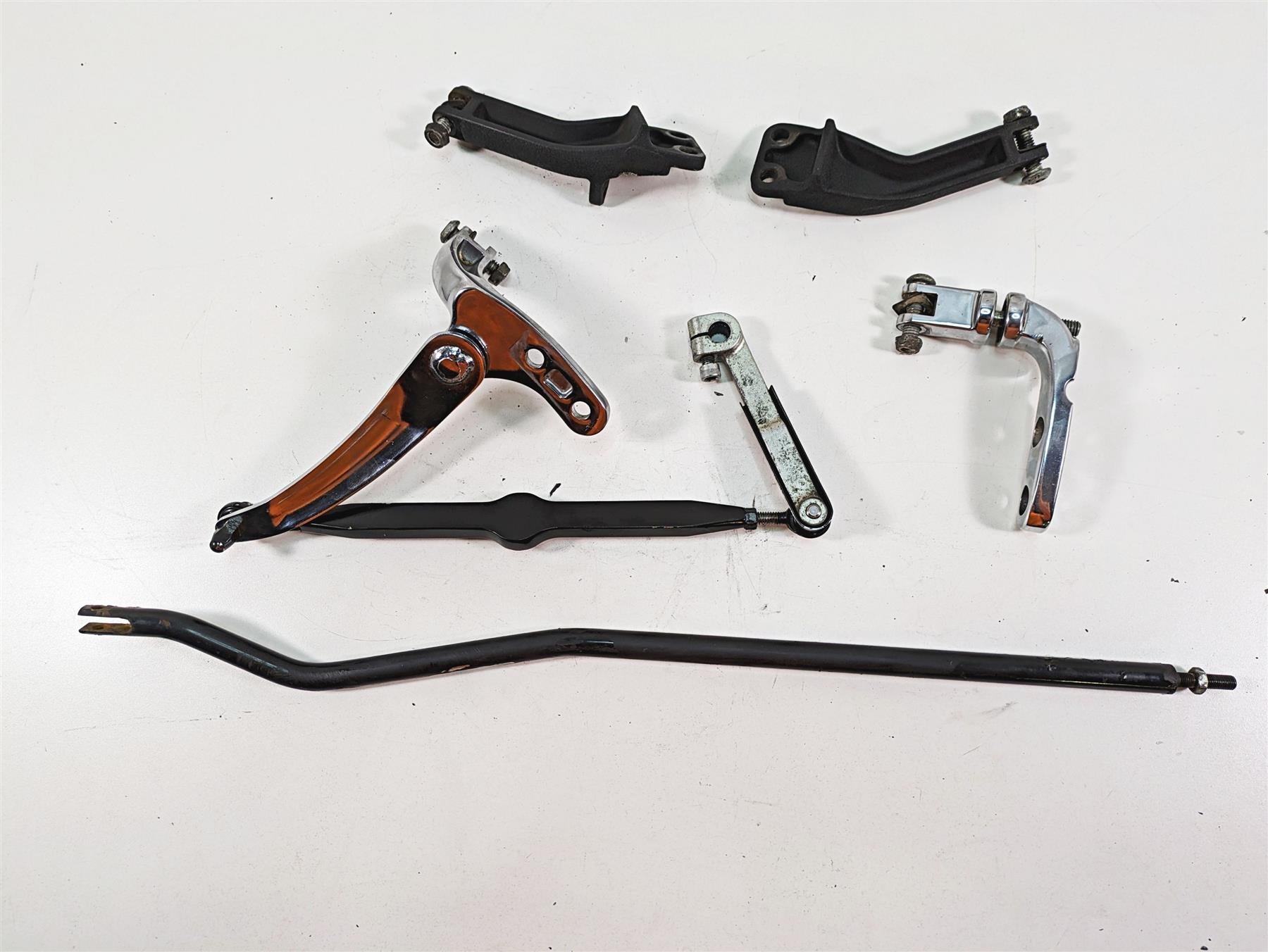2009 Harley FXDC Dyna Super Glide Custom Front Control Footpeg Mounts 50649-90 {{ shop.shopifyCountryName }} - Mototech271