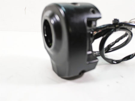 2018 Harley Touring FLHXSE CVO Street Glide Right Hand Control Switch 71500083C {{ shop.shopifyCountryName }} - Mototech271