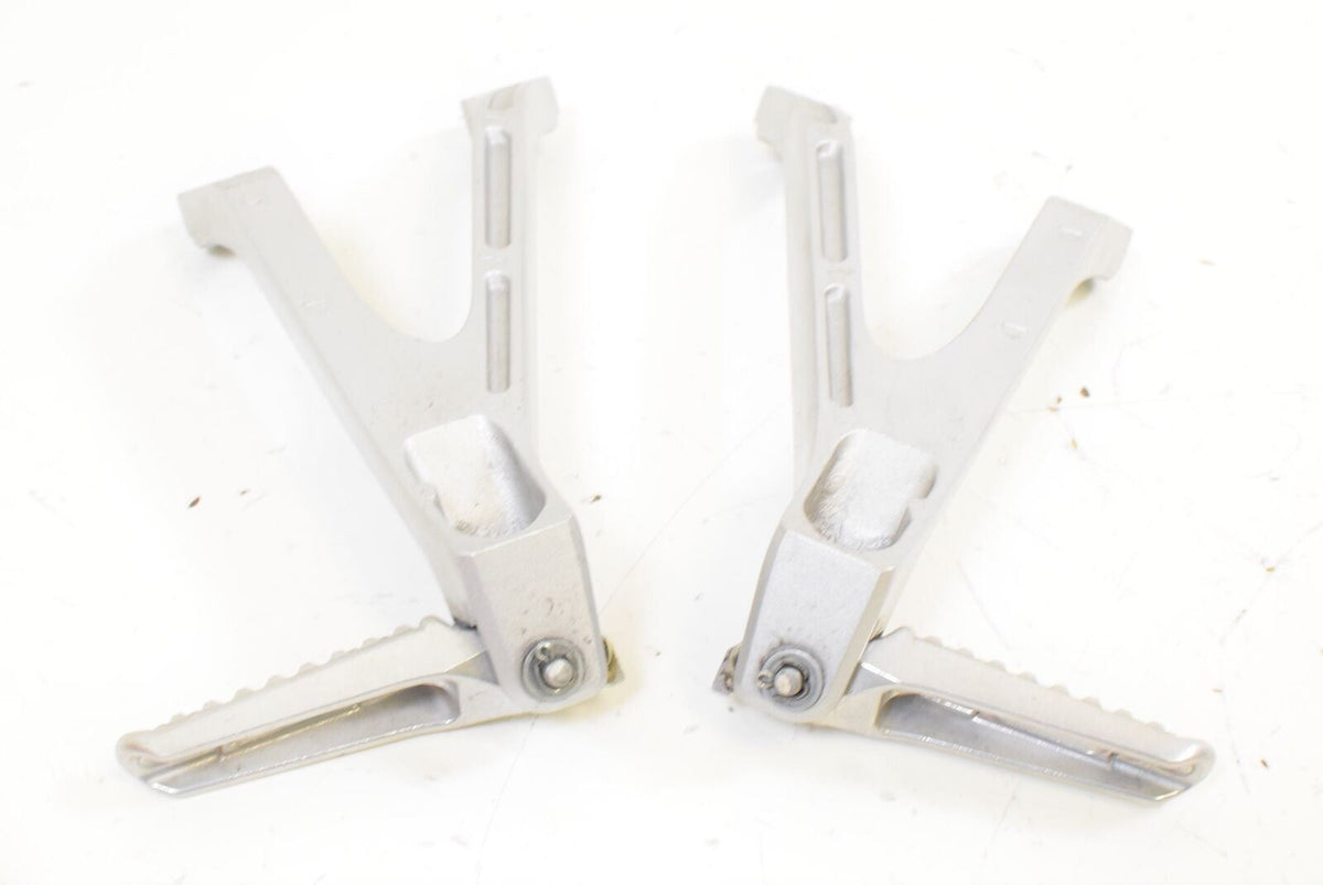 2014 Honda CBR1000RR CBR1000 Rear Passenger Footpeg Foot Ped SET 50760-MFL-D20 {{ shop.shopifyCountryName }} - Mototech271