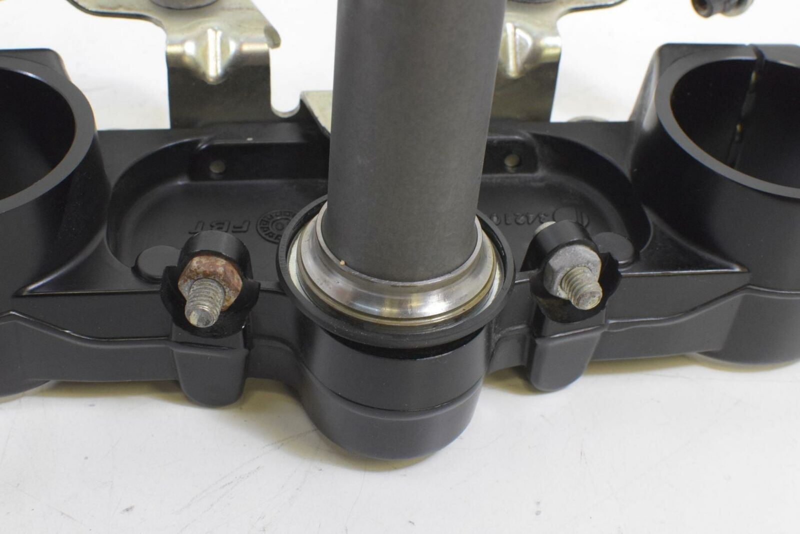 2012 Ducati Hypermotard 1100 Evo SP Lower Triple Tree Steering 58mm 34220581AB {{ shop.shopifyCountryName }} - Mototech271