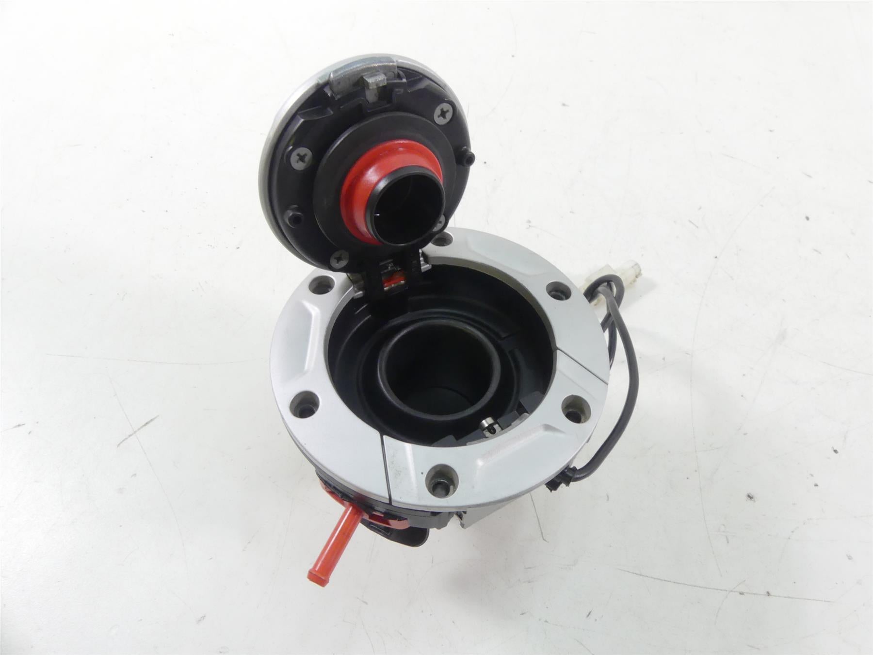 2016 BMW R1200GS K50 Handsfree Keyless Ride Fuel Gas Tank Cap 16118531632 {{ shop.shopifyCountryName }} - Mototech271