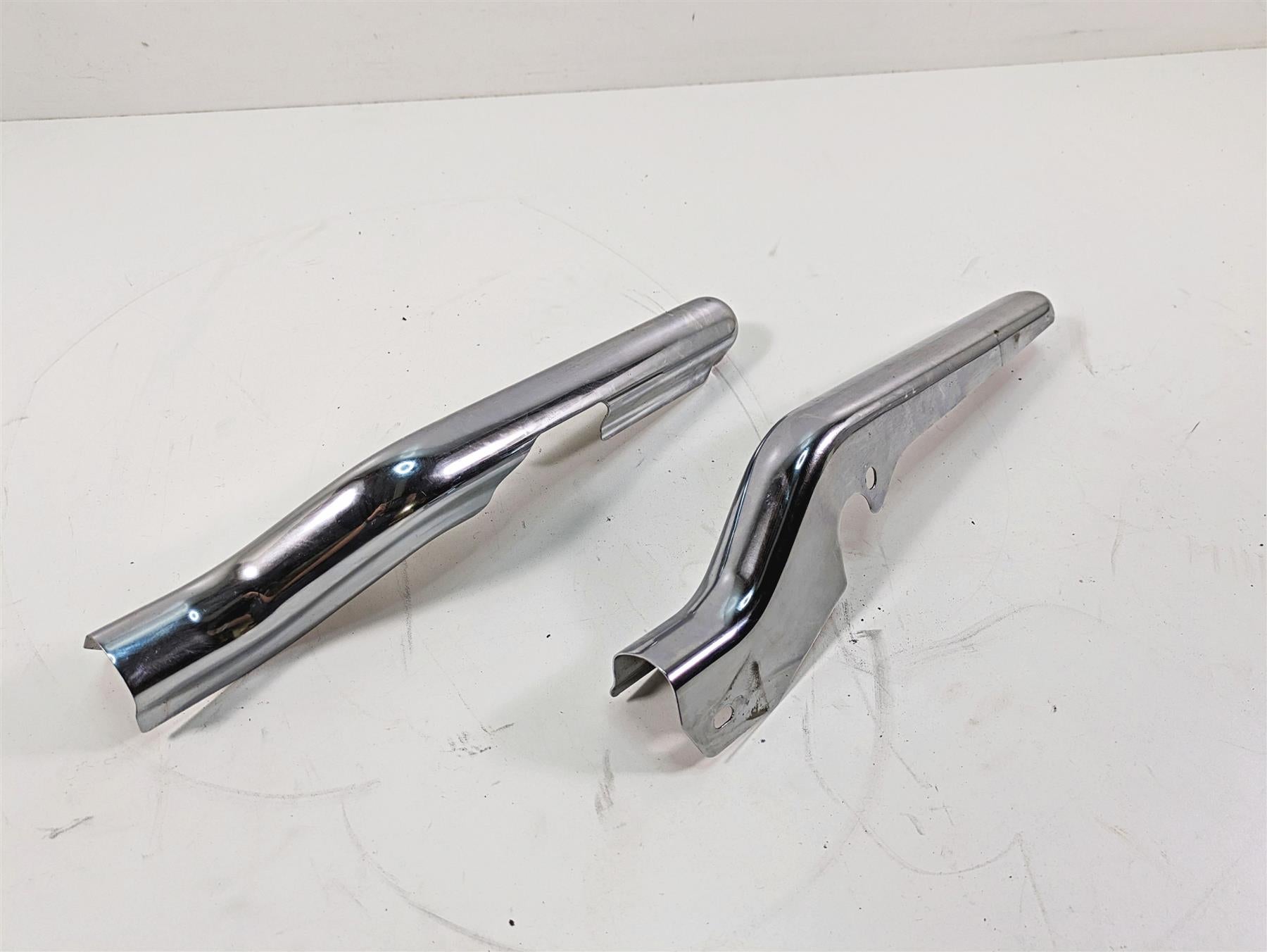 2006 Harley Touring FLHXI Street Glide Rear Frame Chrome Struts Set 47502-97 {{ shop.shopifyCountryName }} - Mototech271
