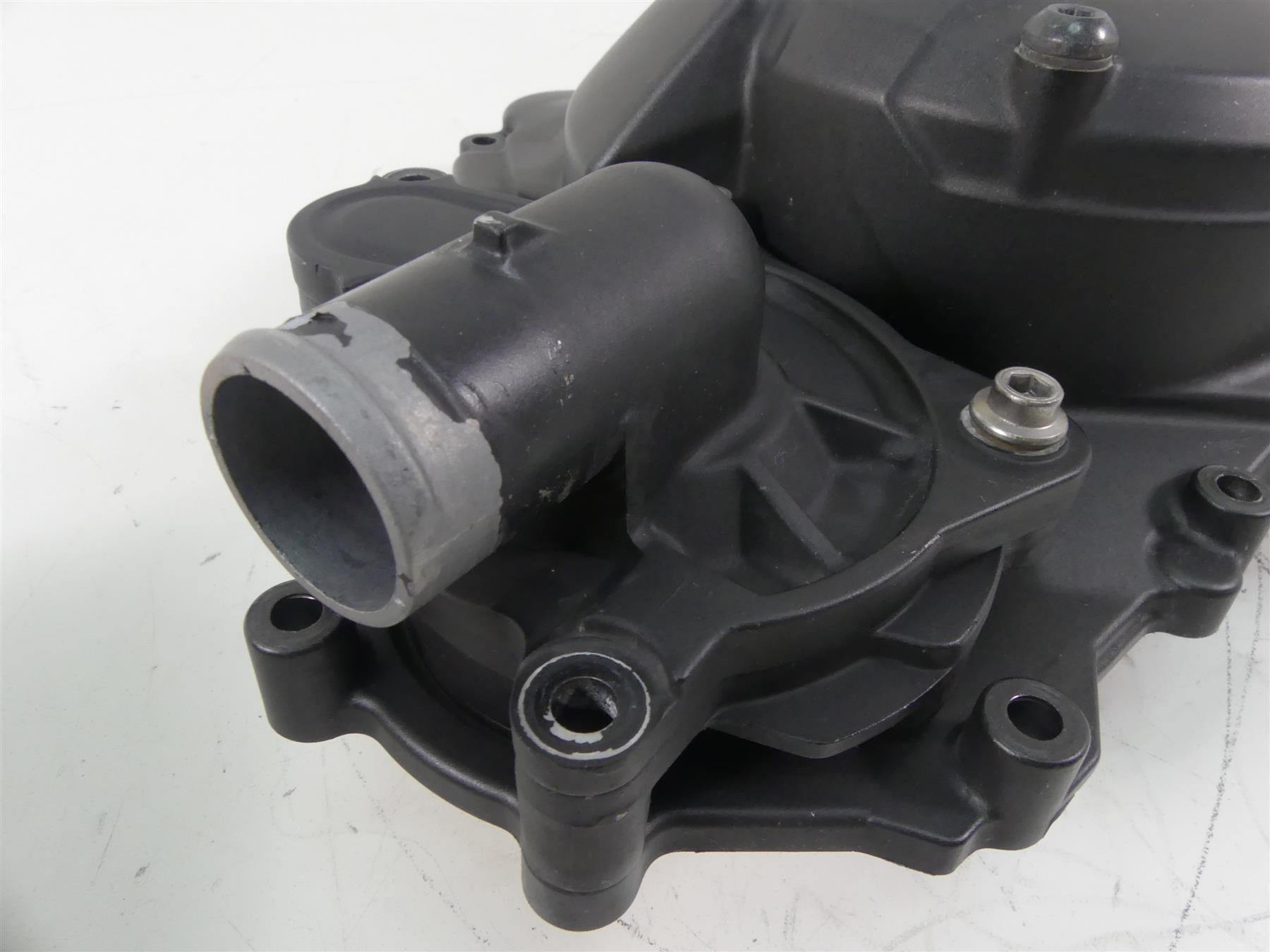 2015 Yamaha MT09 FZ09 Stator Alternator Cover & Water Pump 1RC-15411-01-00 {{ shop.shopifyCountryName }} - Mototech271