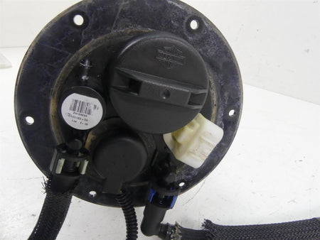 2012 Harley VRSCF Muscle Rod Fuel Gas Petrol Pump - Tested 75310-07 {{ shop.shopifyCountryName }} - Mototech271
