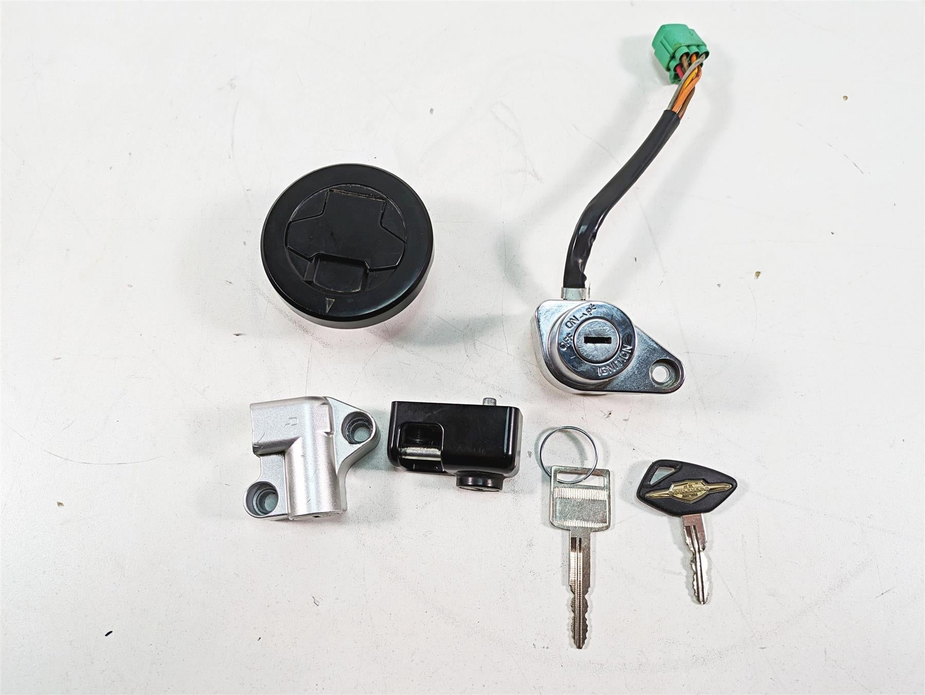 2016 Suzuki M109R VZR1800 Ignition Switch Key Lock Tank Cap Set Read 37000-50810 | Mototech271