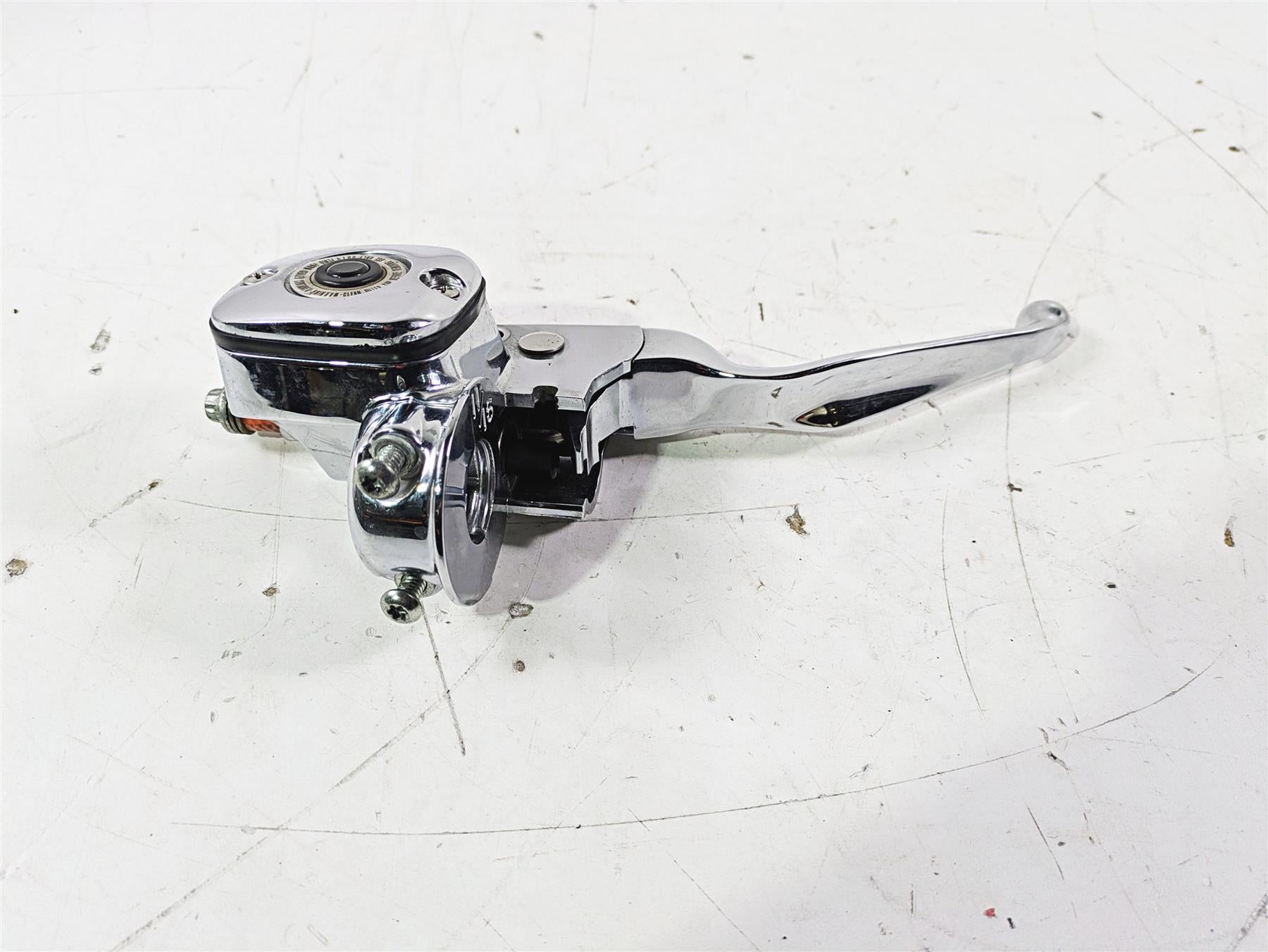 2007 Harley Touring FLHTCU SE CVO E-Glide Front Chrome Master Cylinder 41700740 {{ shop.shopifyCountryName }} - Mototech271