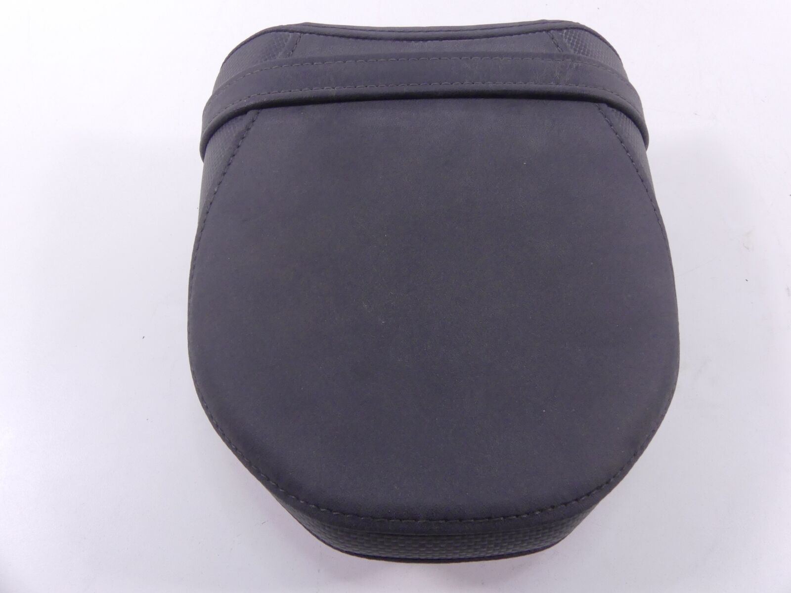 2019 Yamaha VMX17 V-Max 1700 Rear Passenger Pillion Saddle Seat 2S3-24750-11-00 {{ shop.shopifyCountryName }} - Mototech271