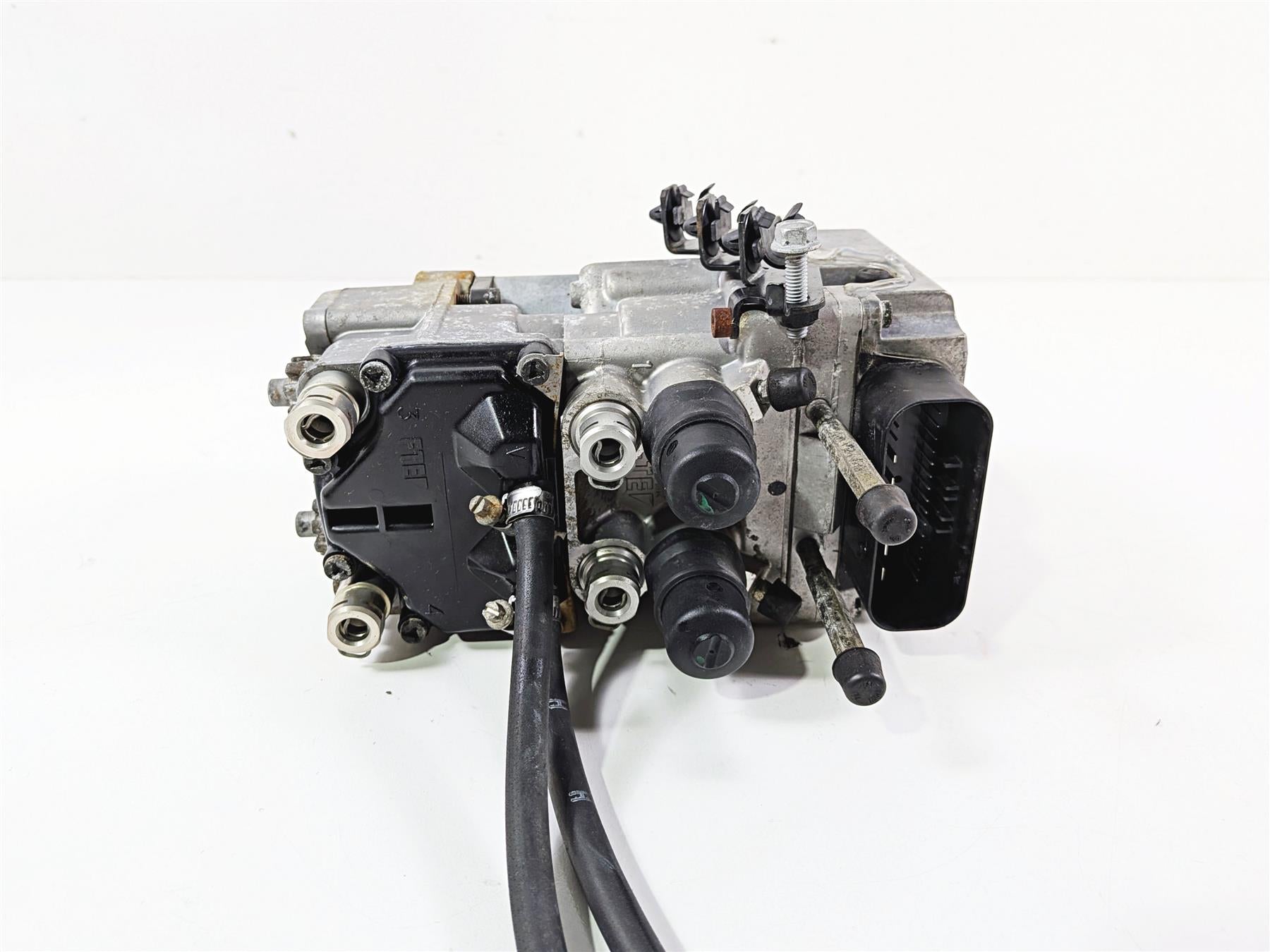 2002 BMW K1200LT 89V3 Integral Abs Control Module Pump -READ 34517728205 {{ shop.shopifyCountryName }} - Mototech271