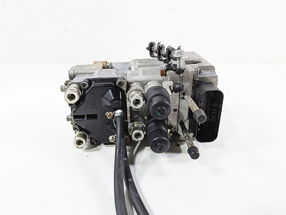 2002 BMW K1200LT 89V3 Integral Abs Control Module Pump -READ 34517728205 {{ shop.shopifyCountryName }} - Mototech271