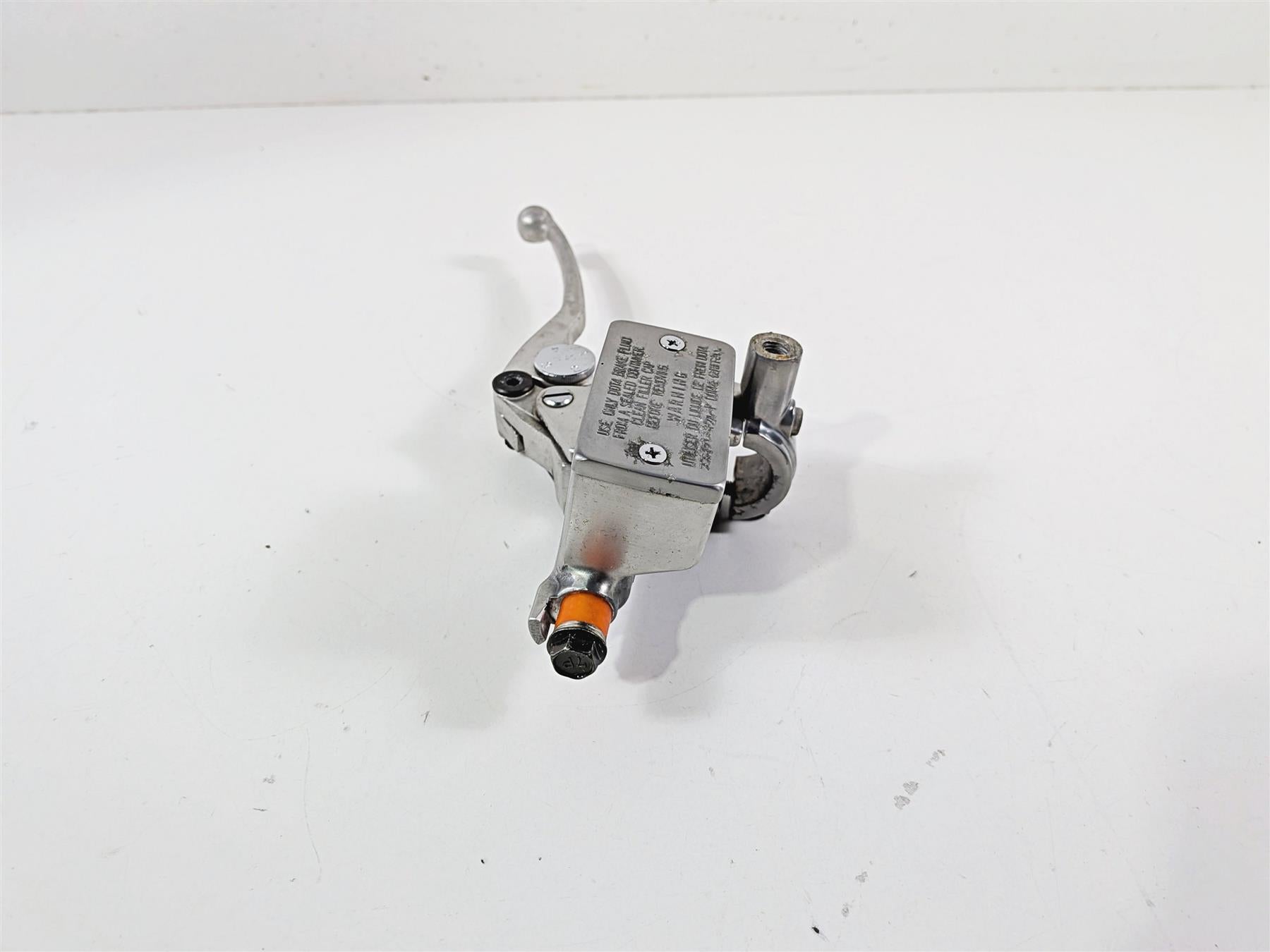 2006 Suzuki C90 VL1500T Boulevard Front Brake Master Cylinder 5/8 59600-10F40 {{ shop.shopifyCountryName }} - Mototech271
