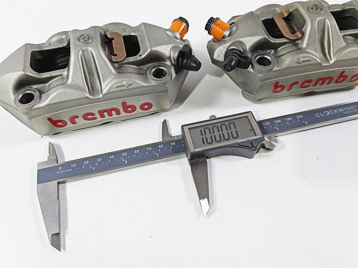 2019 Triumph Speed Triple RS 1050 Brembo Front Brake Caliper M4 100mm T2023540 {{ shop.shopifyCountryName }} - Mototech271