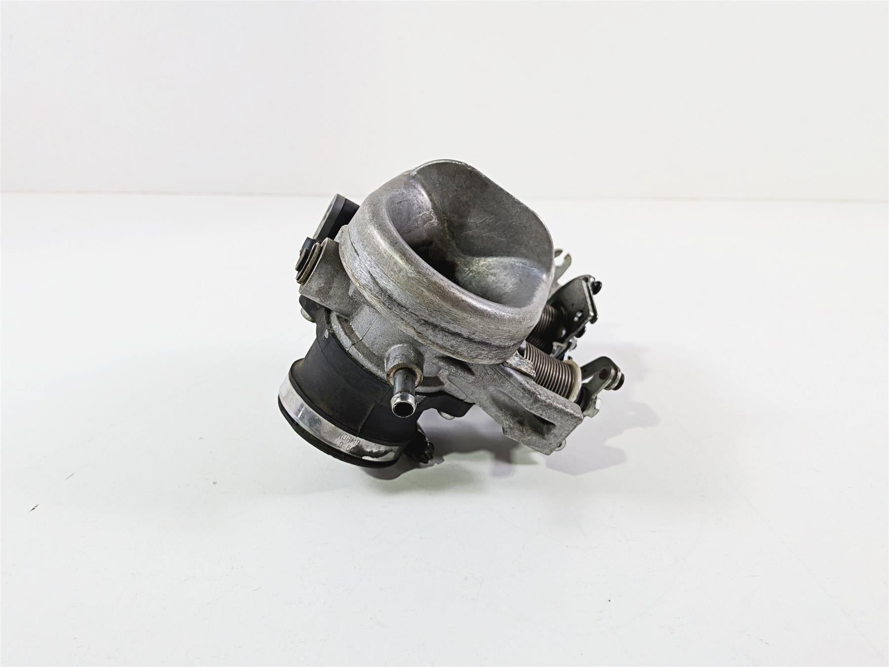 2013 Victory Vision Tour Throttle Body Bodies Fuel Injection 1204320 1205085 {{ shop.shopifyCountryName }} - Mototech271