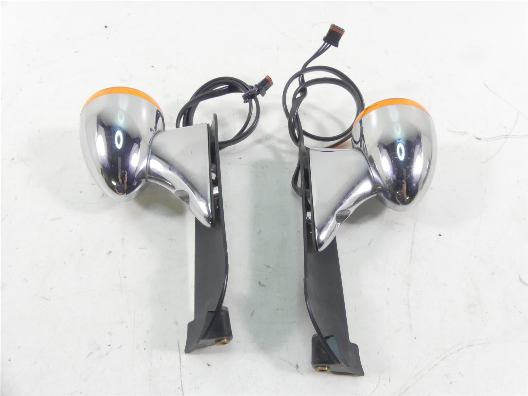 2016 Harley Touring FLTRX Road Glide Front Blinker Turn Signal Set 67800512 {{ shop.shopifyCountryName }} - Mototech271