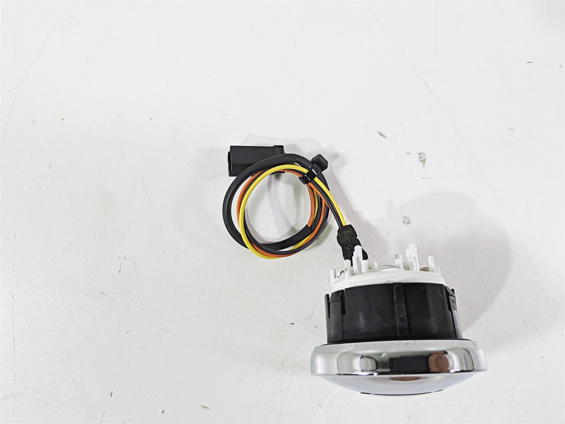 2017 Harley Dyna FXDB Street Bob Fuel Gas Petrol Level Gauge 75241-08 {{ shop.shopifyCountryName }} - Mototech271