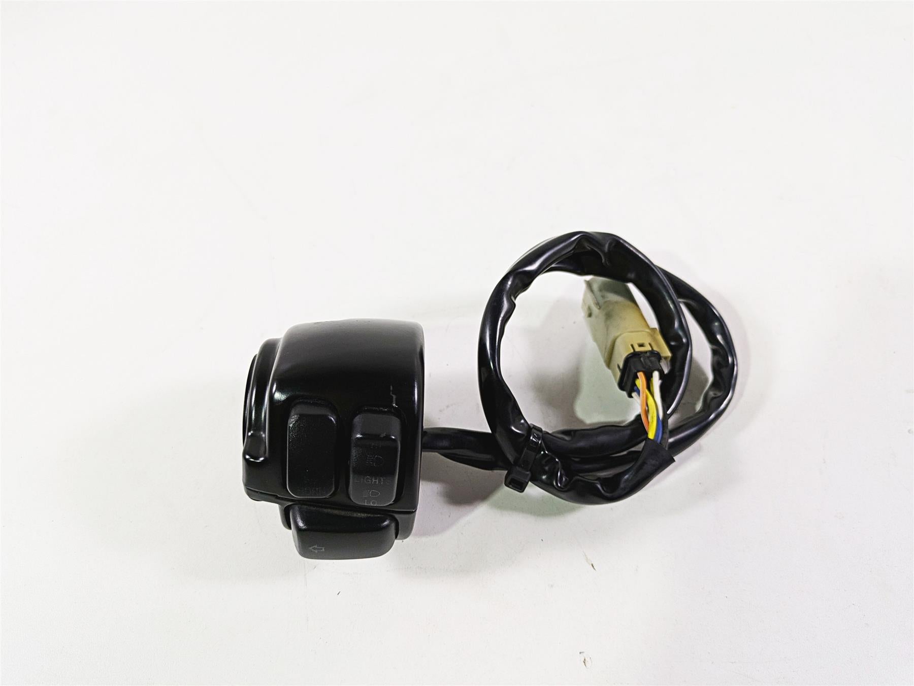 2009 Harley XR1200 Sportster Left Hand Turn Signal Control Switch 71682-06A {{ shop.shopifyCountryName }} - Mototech271