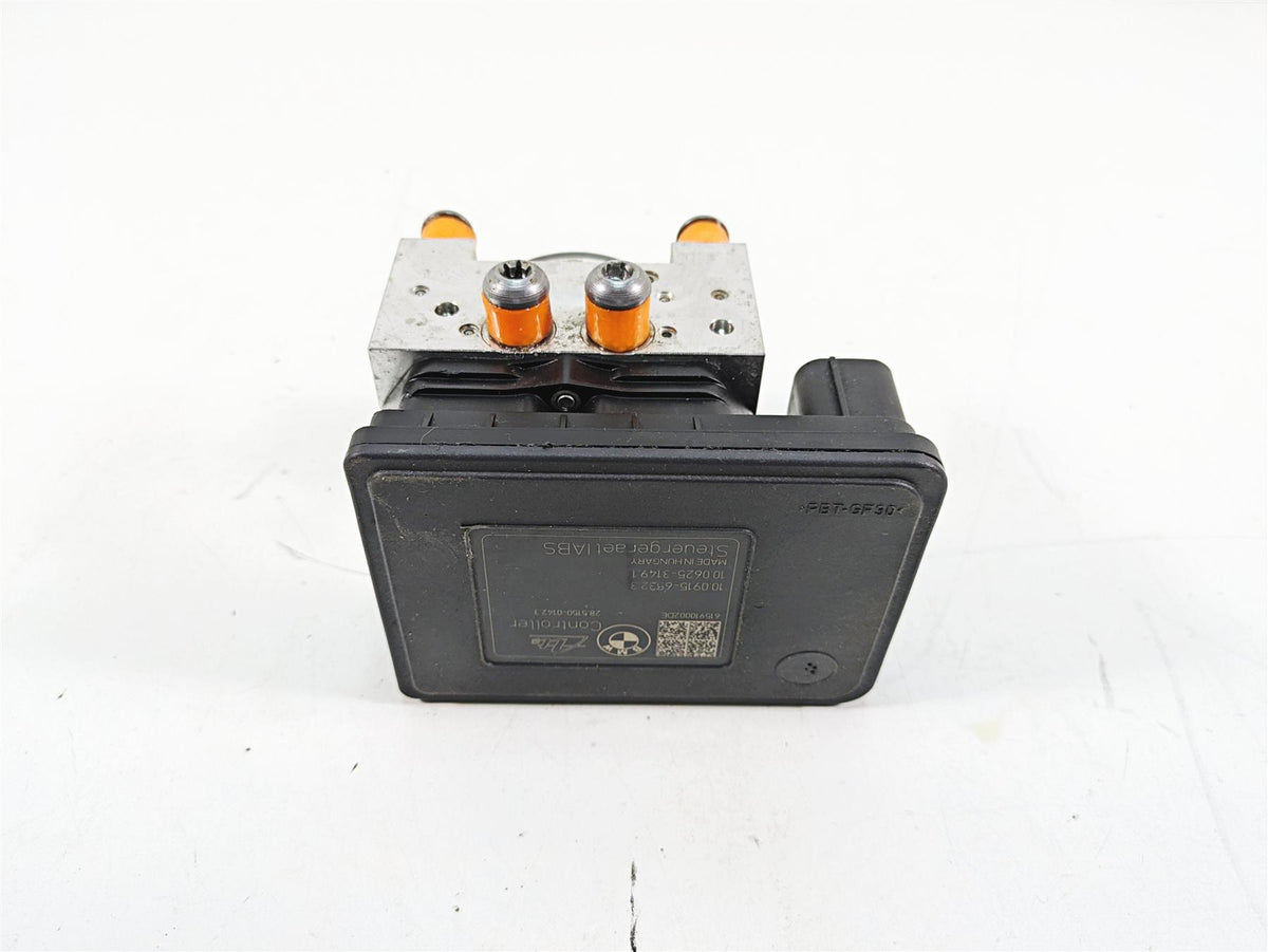 2016 BMW R1200R K53 Abs Brake Pump Unit Module 34518561705 34518566956 {{ shop.shopifyCountryName }} - Mototech271