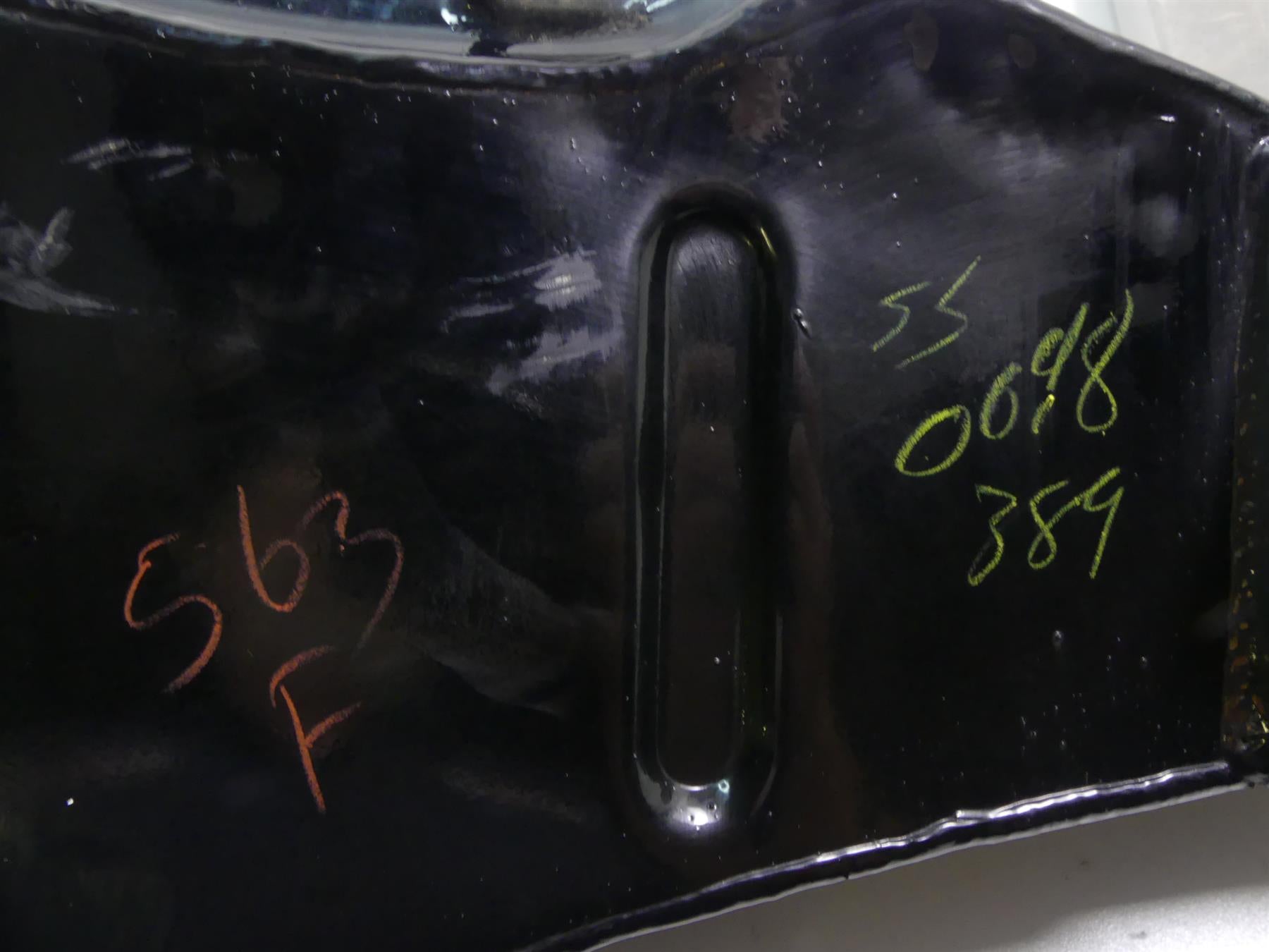 1993 Harley FXSTS Softail Springer Right Side 3.5G Fuel Gas Petrol Tank 61290-97 {{ shop.shopifyCountryName }} - Mototech271
