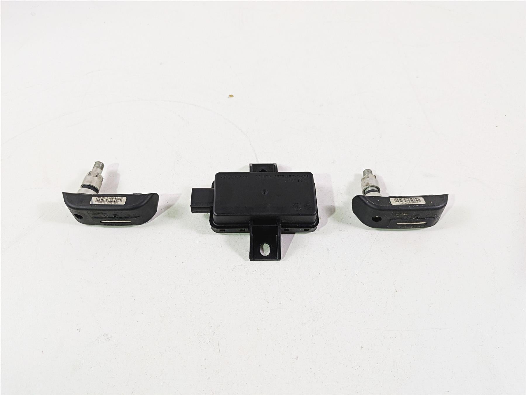2017 BMW R1200 GS K50 Rdc Sensor & Tire Sensors Set 65758546222 65759832031 {{ shop.shopifyCountryName }} - Mototech271
