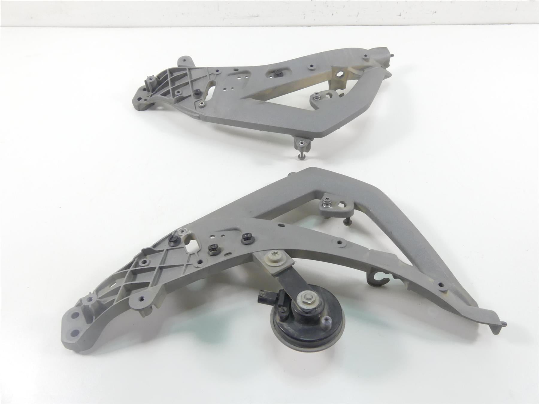 2019 BMW R1250GS K50 Front Left Right Panel Carrier Stay Set 46639480892 {{ shop.shopifyCountryName }} - Mototech271