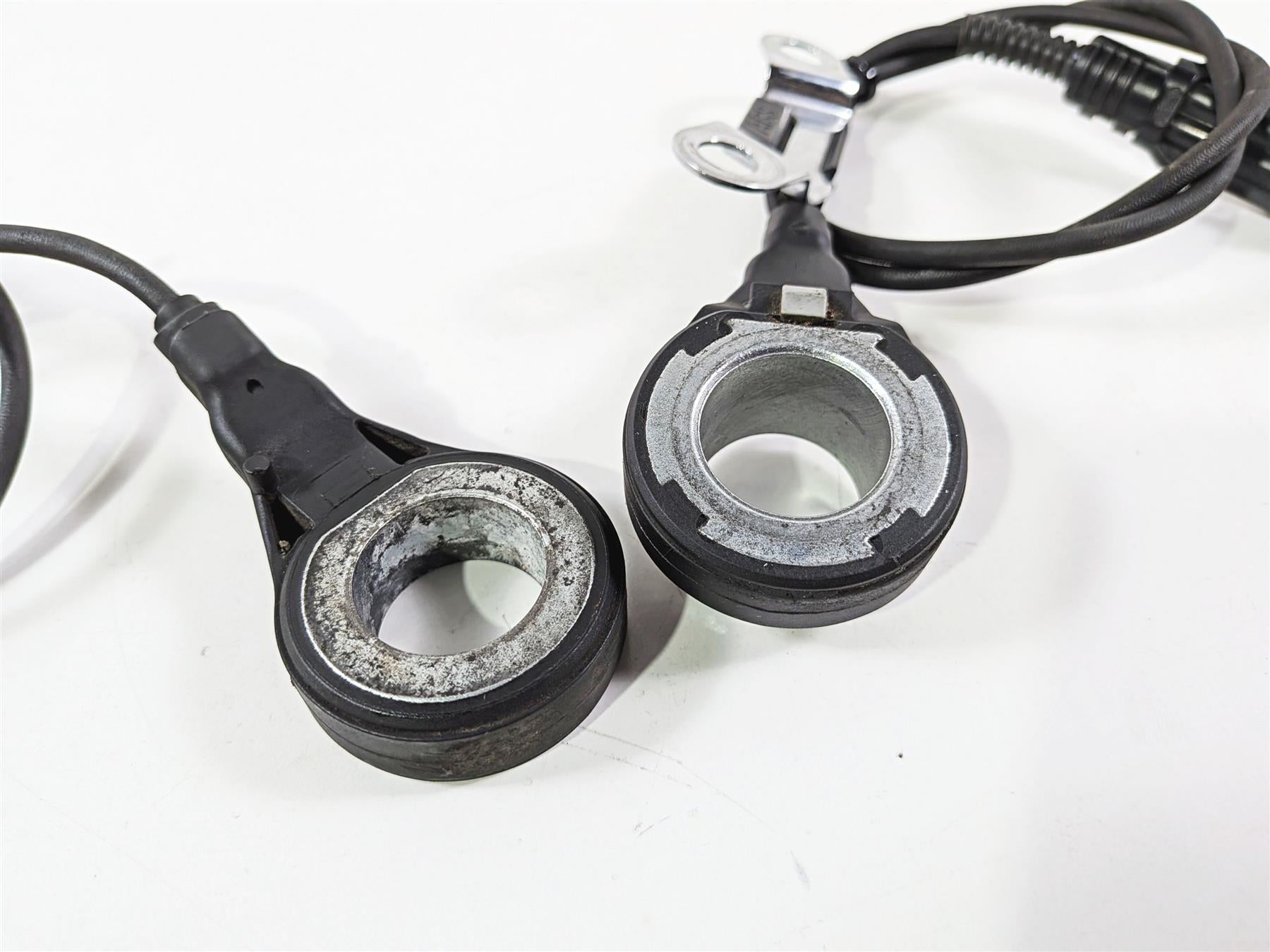 2011 Harley Touring FLHTCU CVO Electra Glide Abs Wheel Sensor Set 40614-08-Mototech271