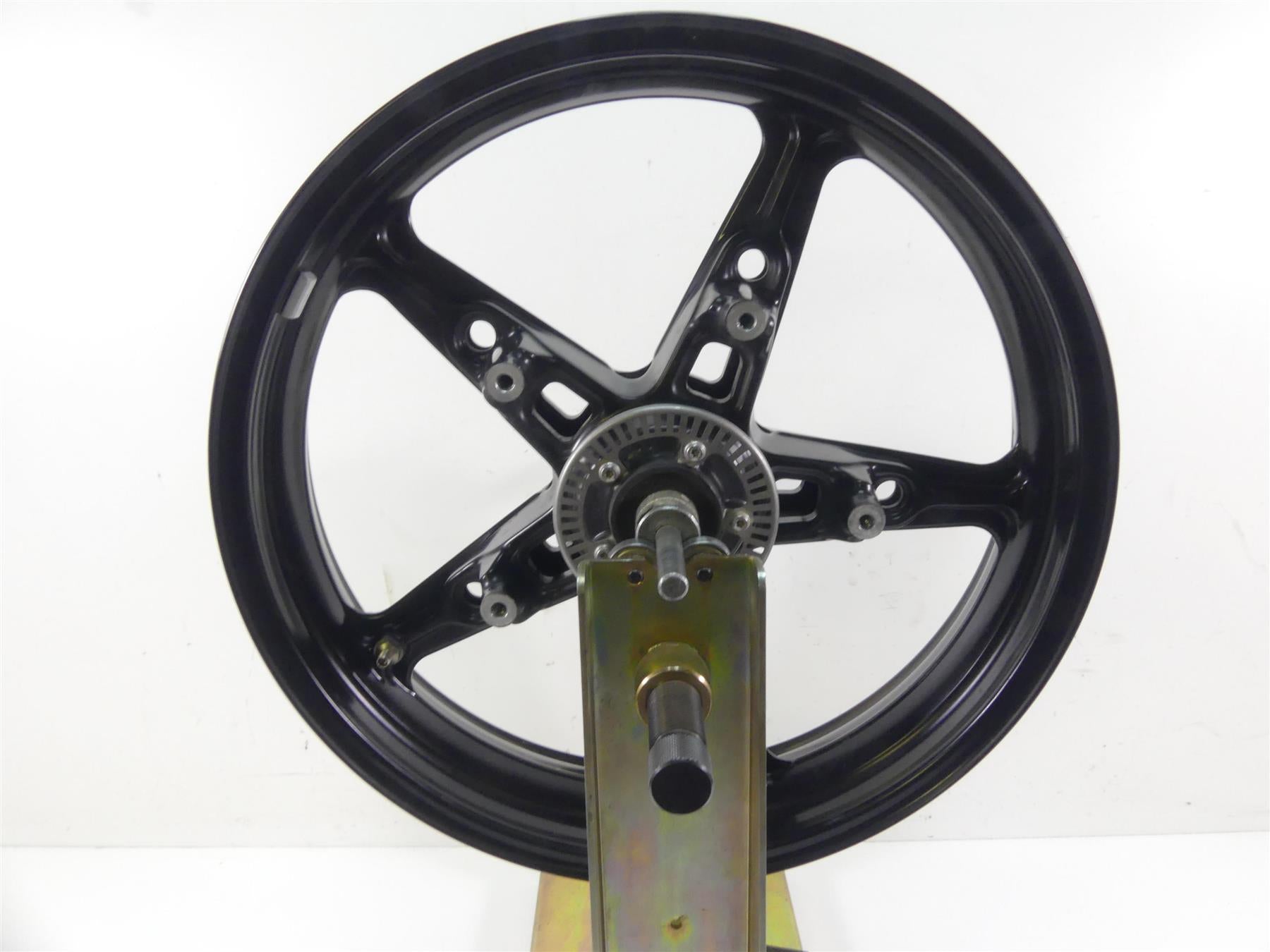 2017 BMW RnineT Racer K32 Nice Straight Front 17x3.5 Cast Wheel Rim 36318562526 {{ shop.shopifyCountryName }} - Mototech271
