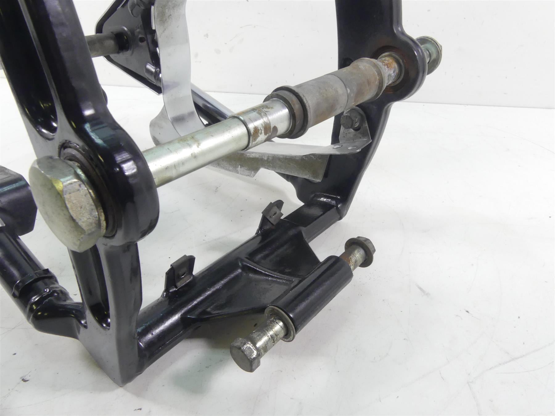 2005 Harley Softail FLSTSC Heritage Springer Rear Swingarm & Covers 47573-00A {{ shop.shopifyCountryName }} - Mototech271