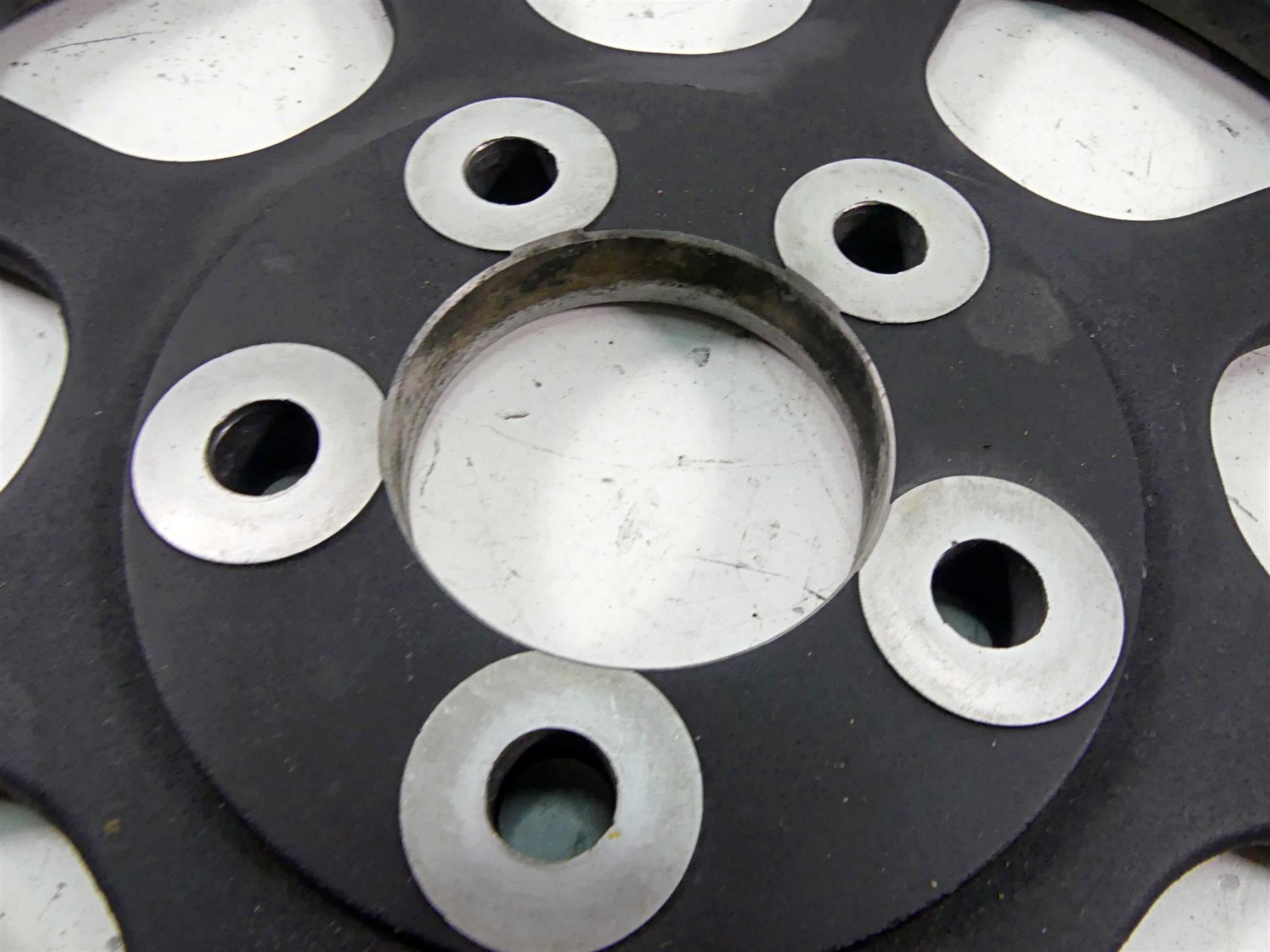 2006 Harley Softail FXSTSI Springer Rear Belt Sprocket Pulley 70T 40617-06 {{ shop.shopifyCountryName }} - Mototech271