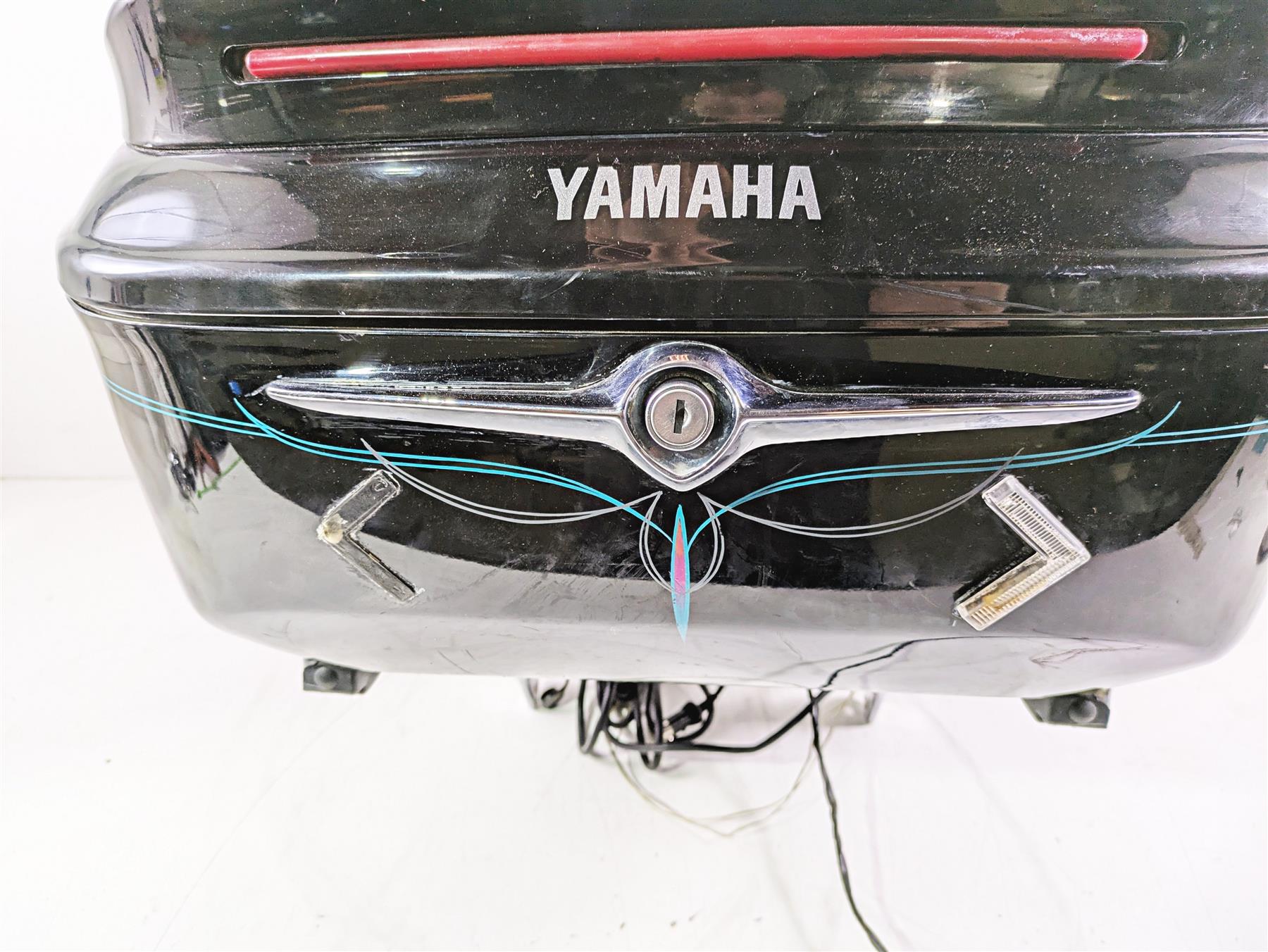 2004 Yamaha XVZ1300 Royal Star Rear Trunk Top Case & Mounts 4XY