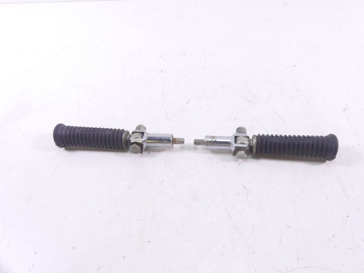 2002 Harley FLSTCI Softail Heritage Rear Passenger Footpeg Foot Peg Set 50942-00 {{ shop.shopifyCountryName }} - Mototech271