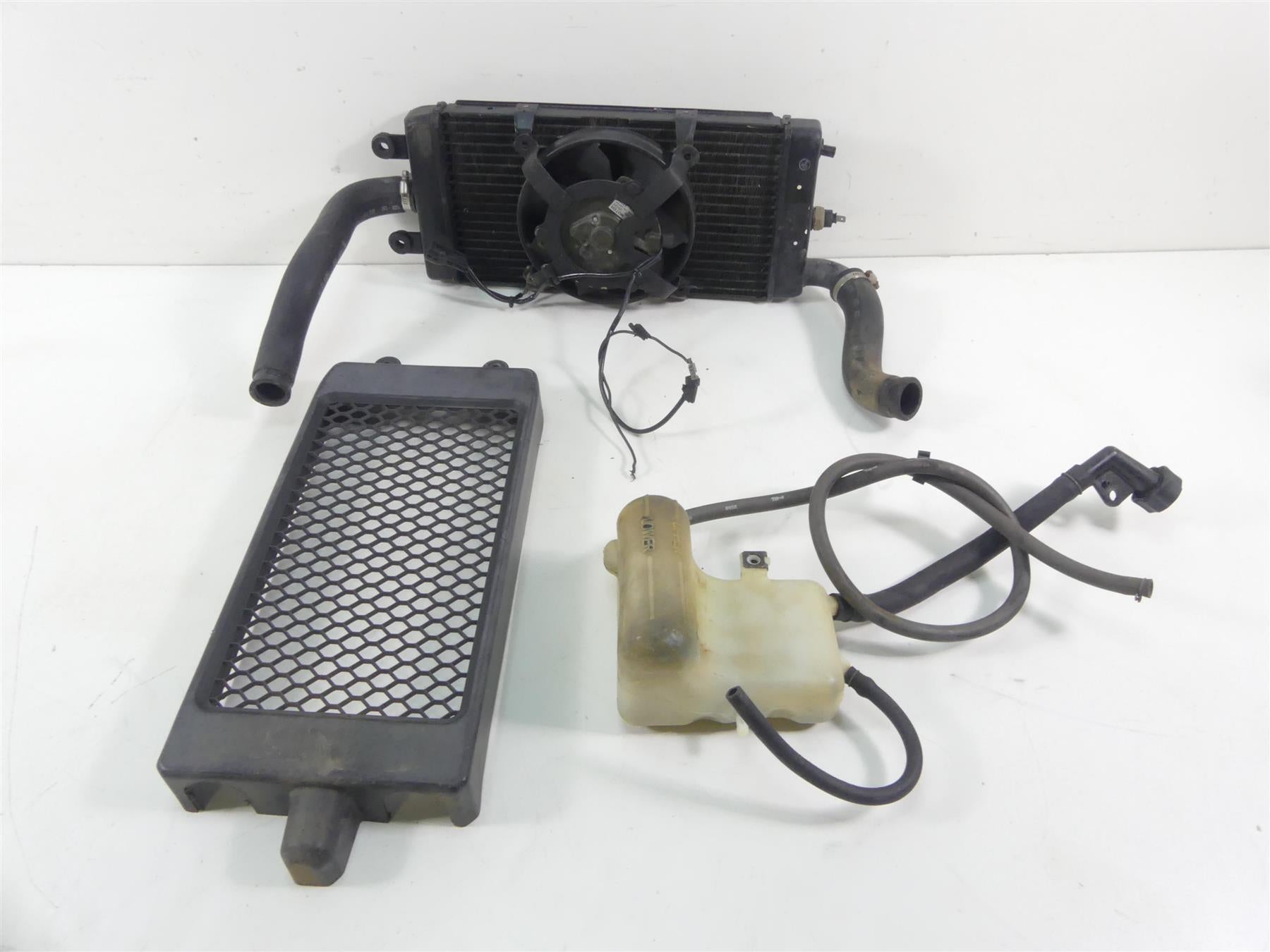 2003 Honda VTX1300 S Radiator Fan Cover Reservoir Hoses Set 19010-MEA-671 | Mototech271