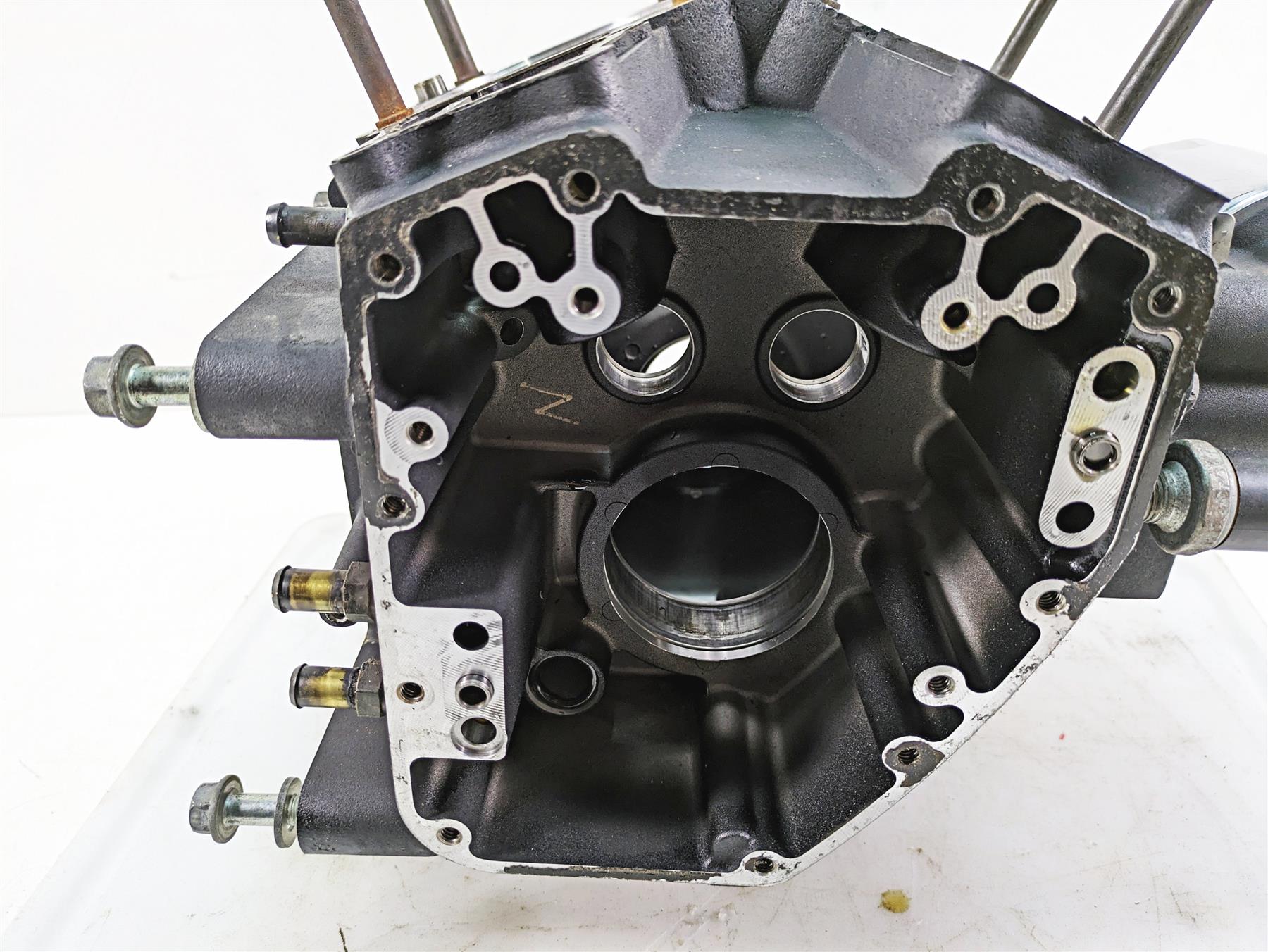 1999 Harley Touring FLHTC Electra Glide 88ci Engine Crank Case Set 24597-99C {{ shop.shopifyCountryName }} - Mototech271