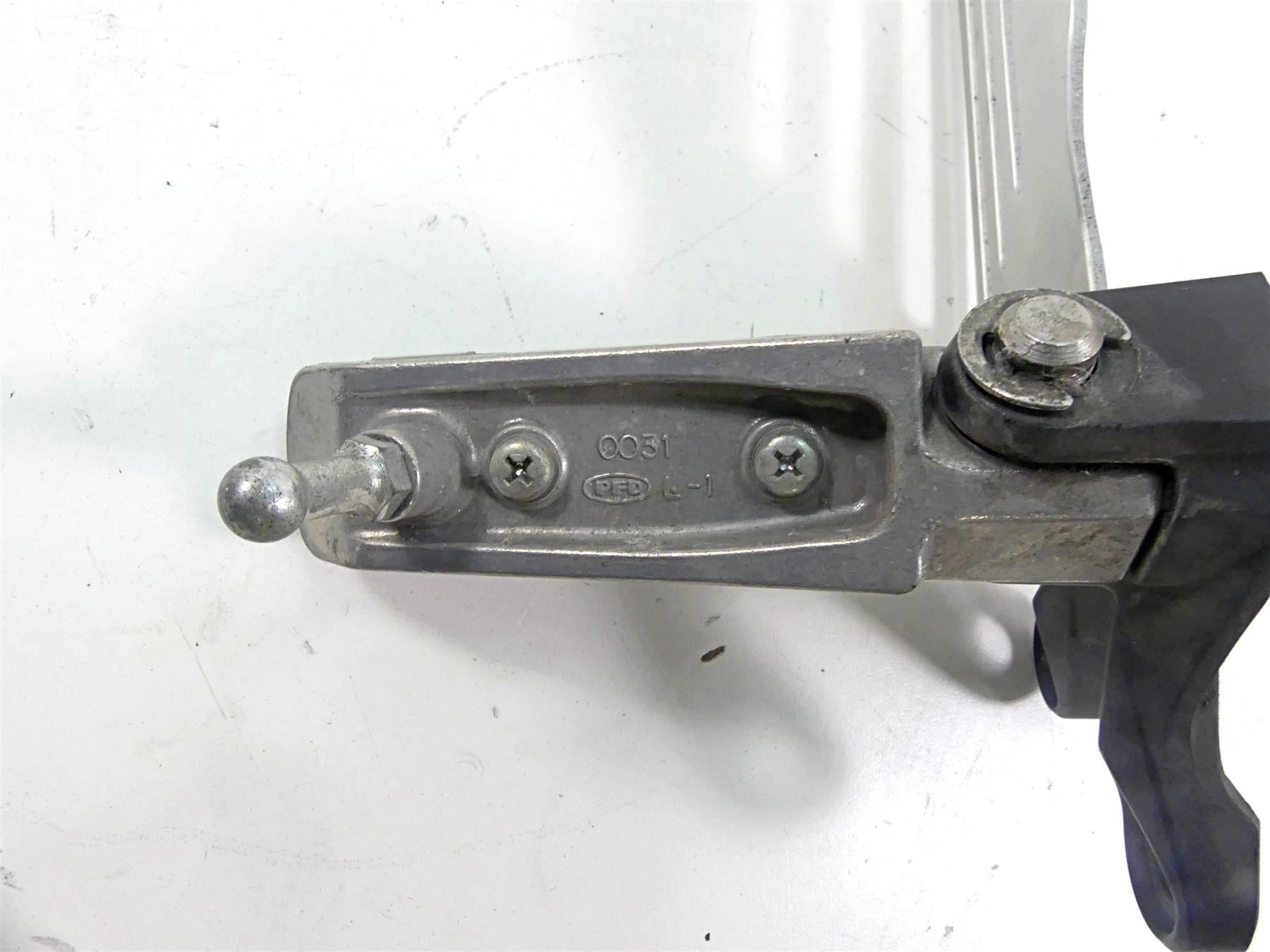 2017 Kawasaki ZX1400 ZX14R Ninja Front Left Rider Footpeg + Mount 35063-1337 {{ shop.shopifyCountryName }} - Mototech271