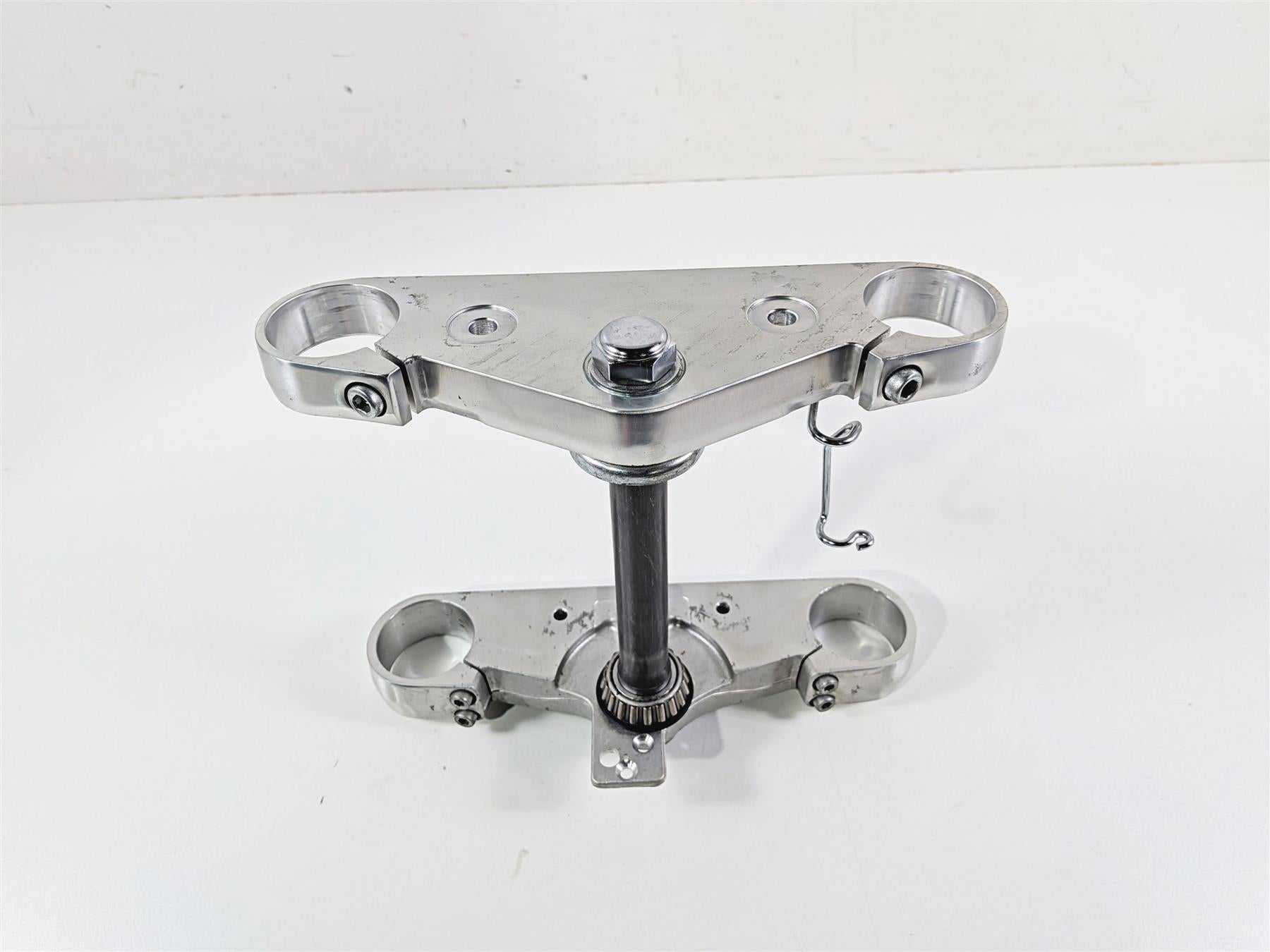 2003 Honda V-Twin VTX1800 C Upper & Lower Triple Tree Set 53219-MCH-000 {{ shop.shopifyCountryName }} - Mototech271