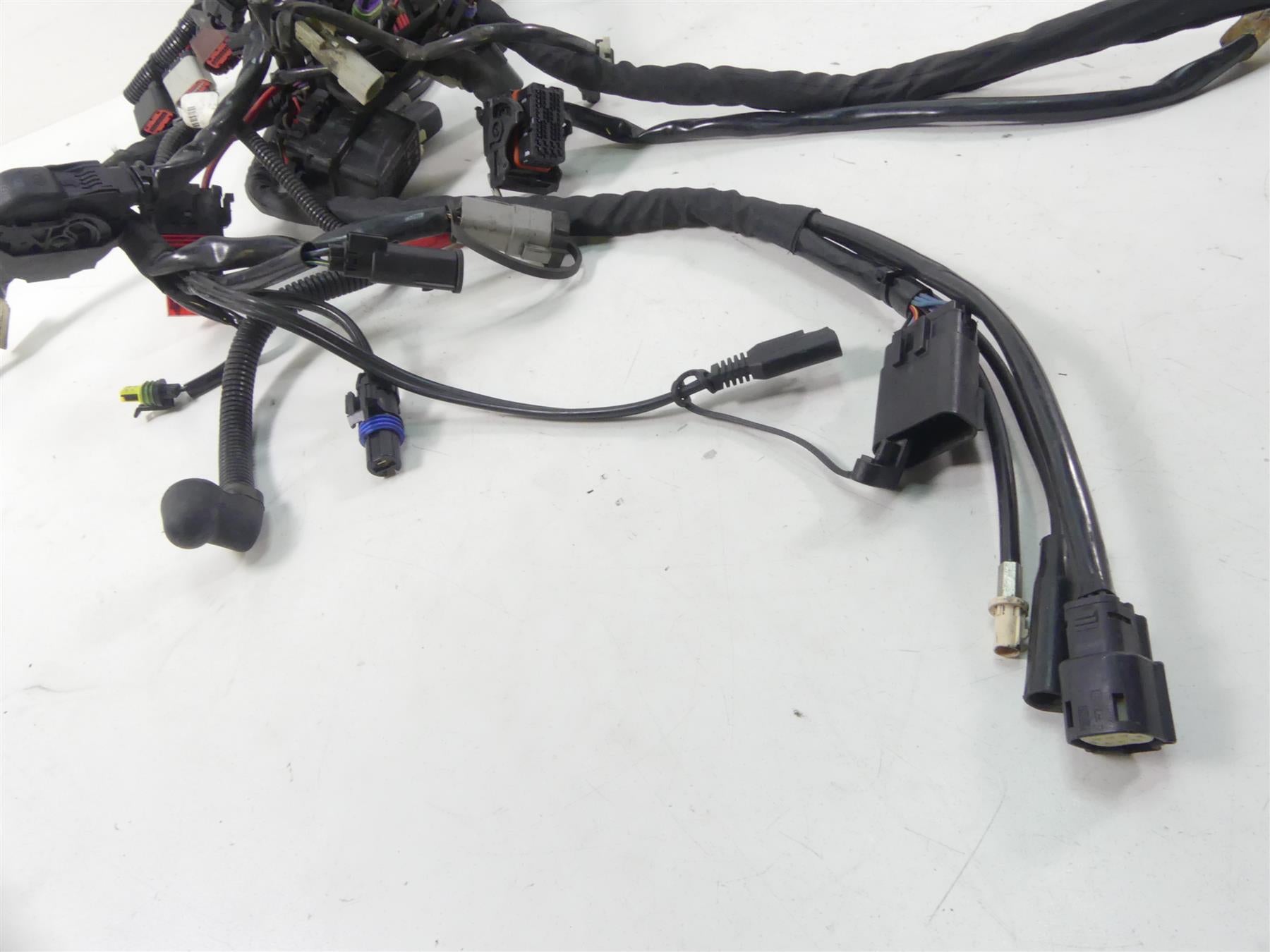 2017 Harley Touring FLHTKL Electra Glide Main Abs Wiring Harness Loom 69201119 {{ shop.shopifyCountryName }} - Mototech271
